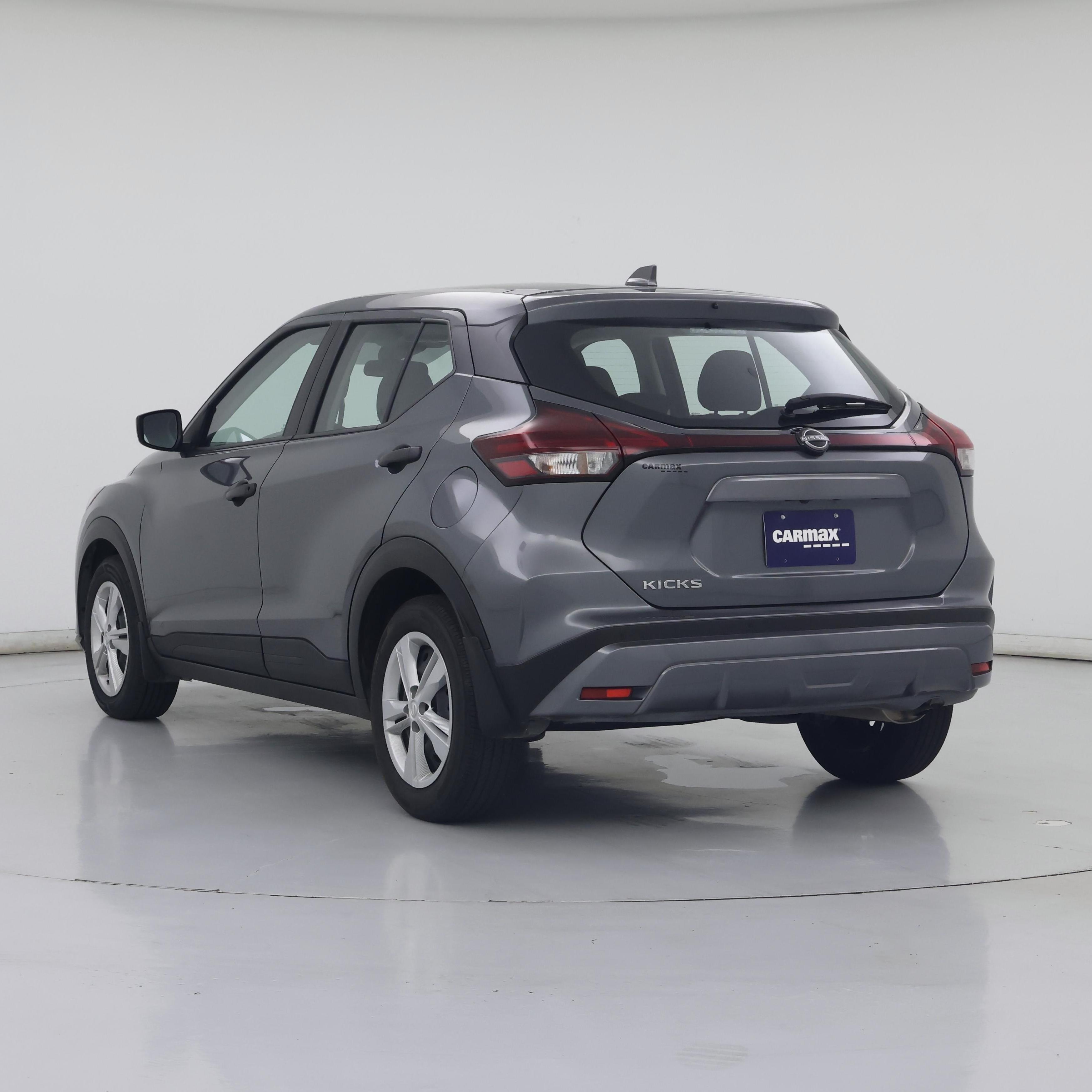 Thumbnail: 2025 Nissan Kicks - 2