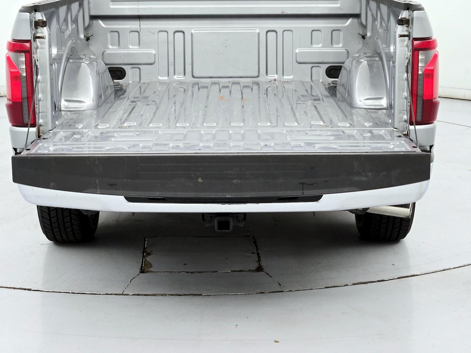 2025 Ford F-150 XLT - Photo 21