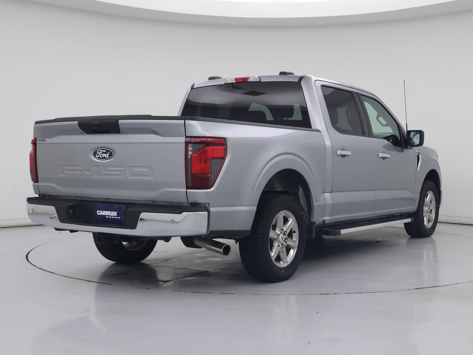 2025 Ford F-150 XLT - Photo 9
