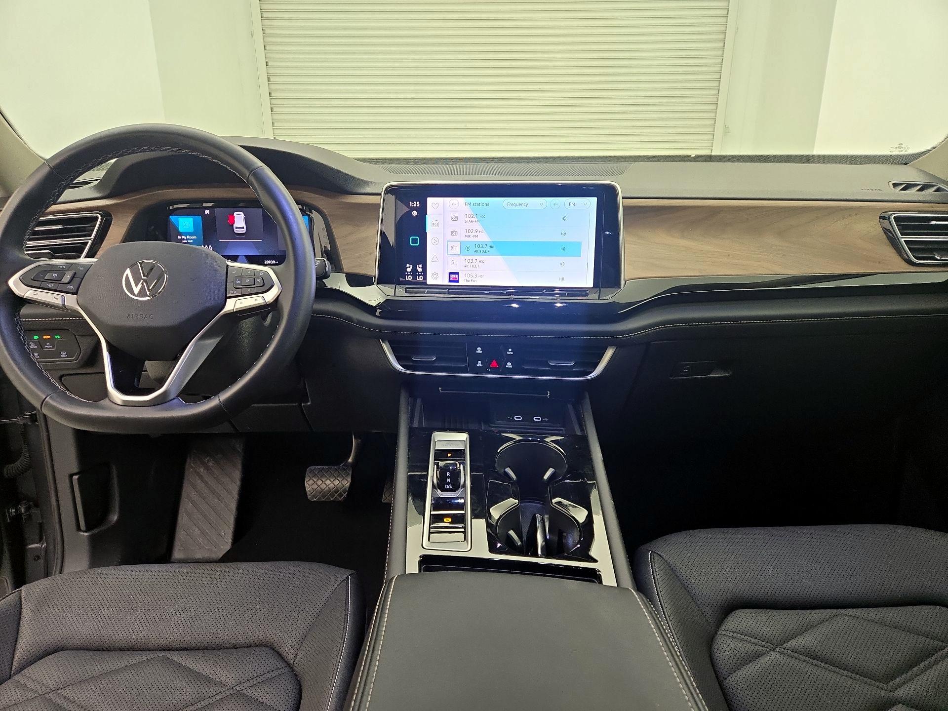 Thumbnail: 2025 Volkswagen Atlas - 9
