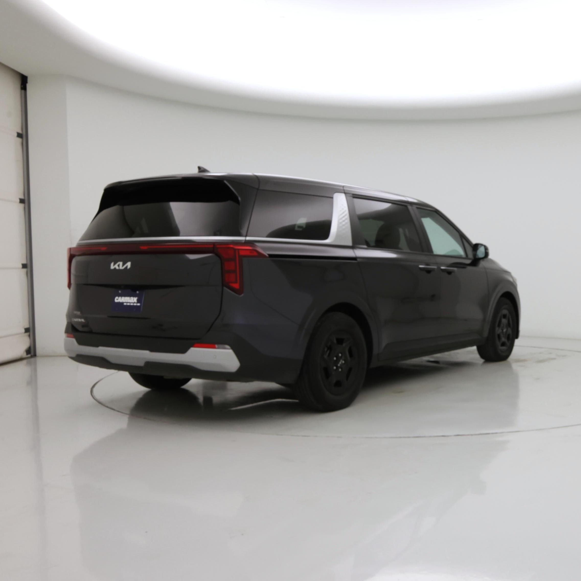 Thumbnail: 2025 Kia Carnival - 8