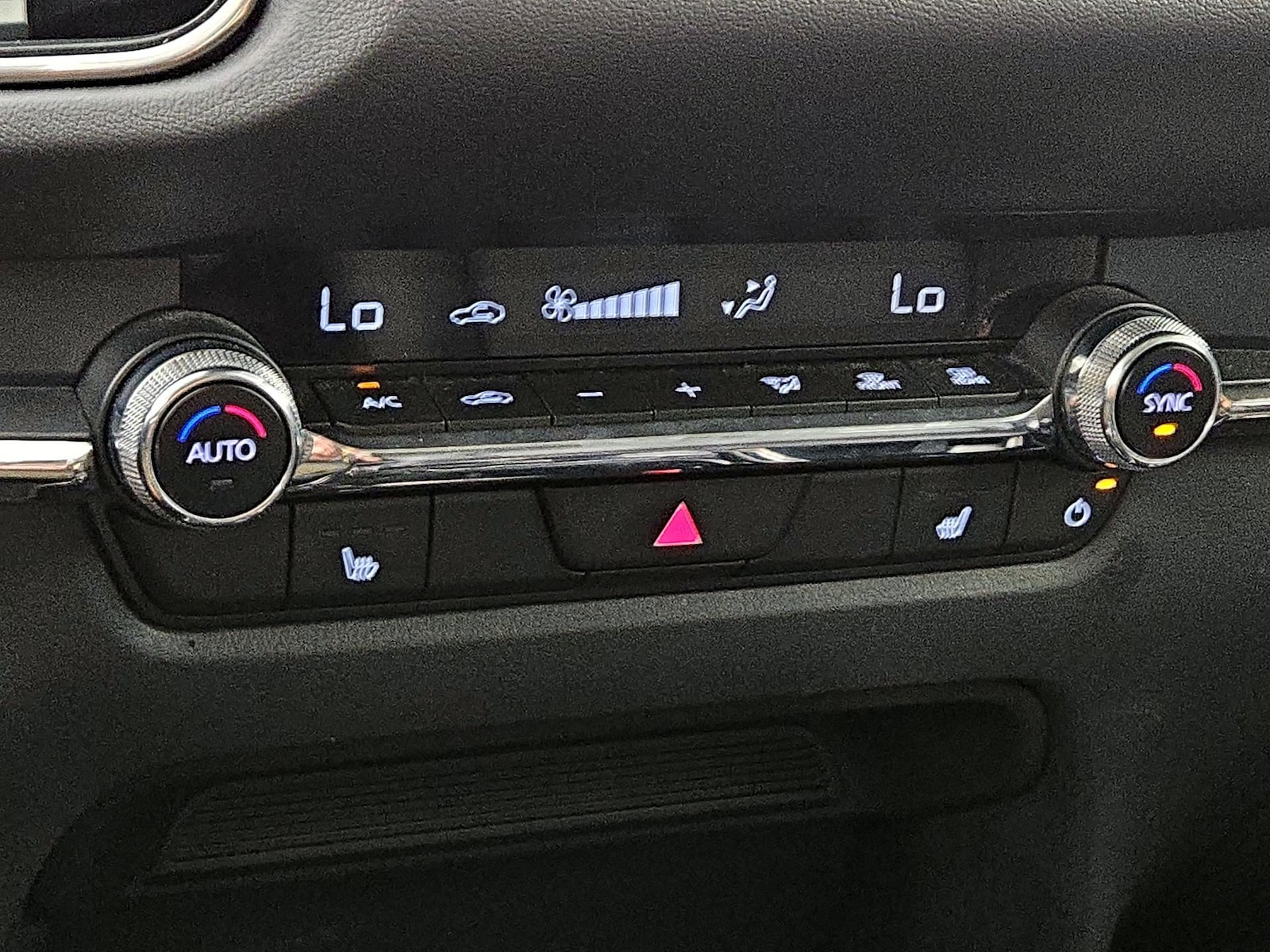 2025 Mazda CX-30 Preferred - Photo 17