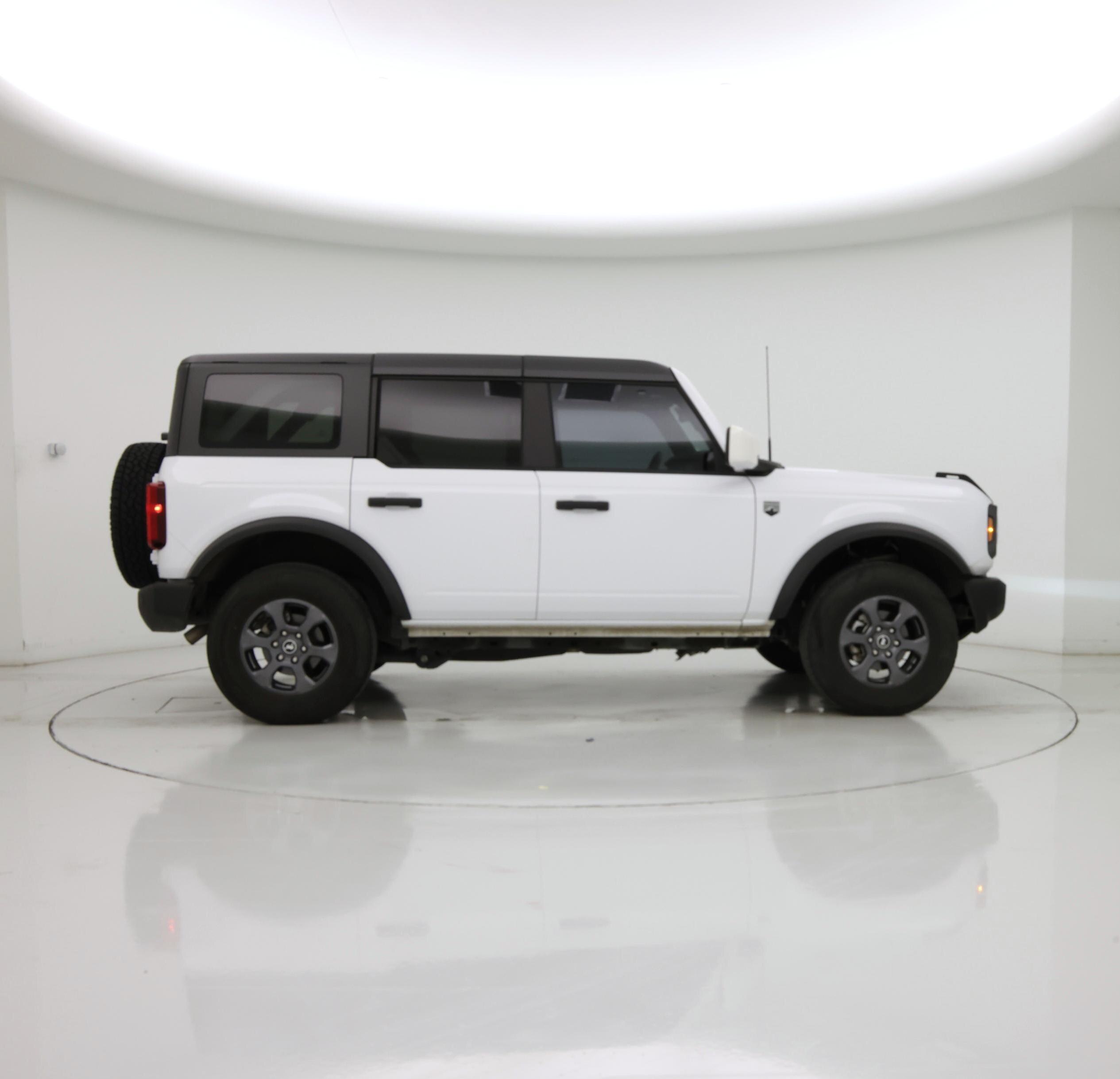 Thumbnail: 2024 Ford Bronco - 7
