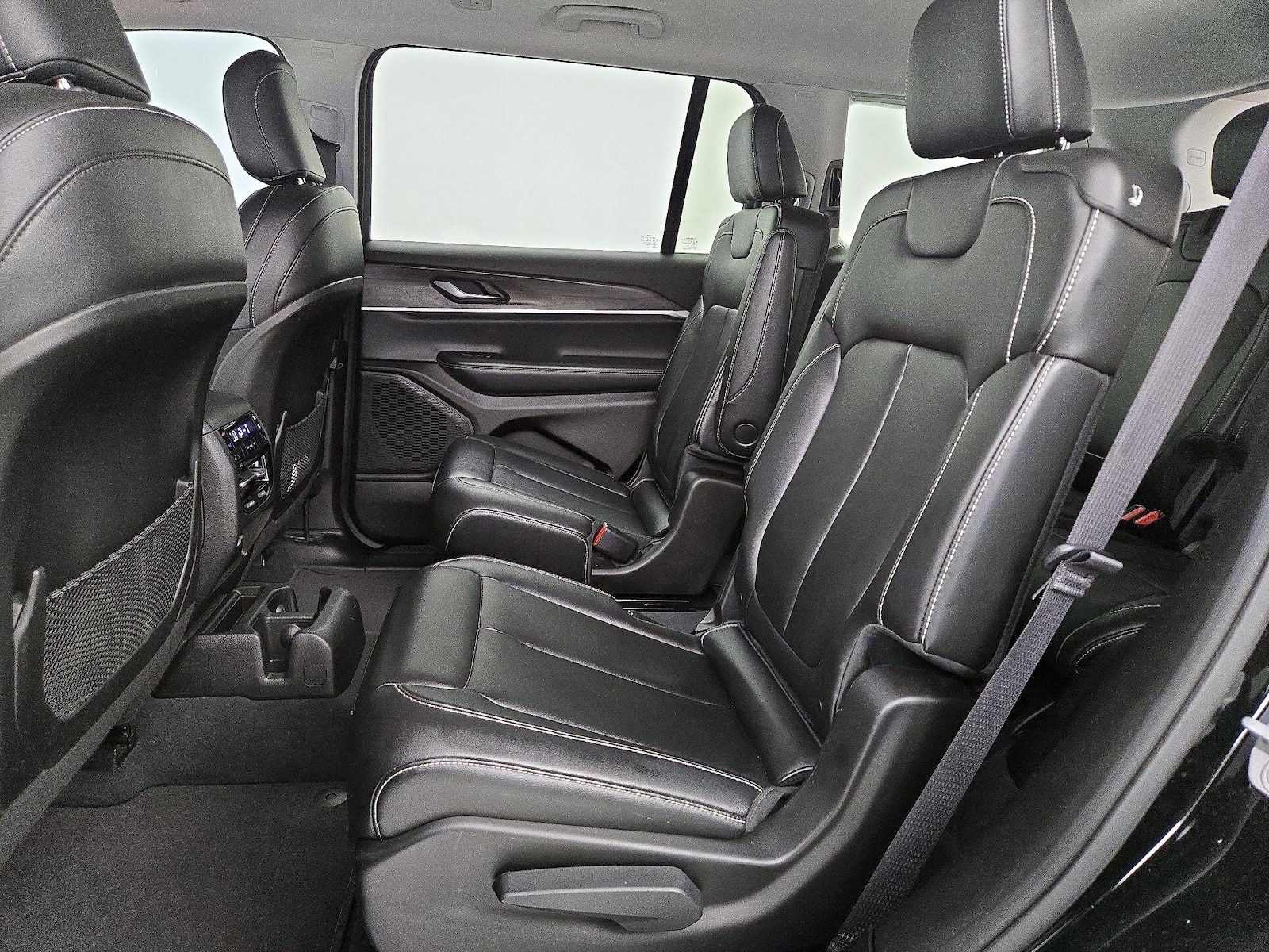 Rear Air Conditioning