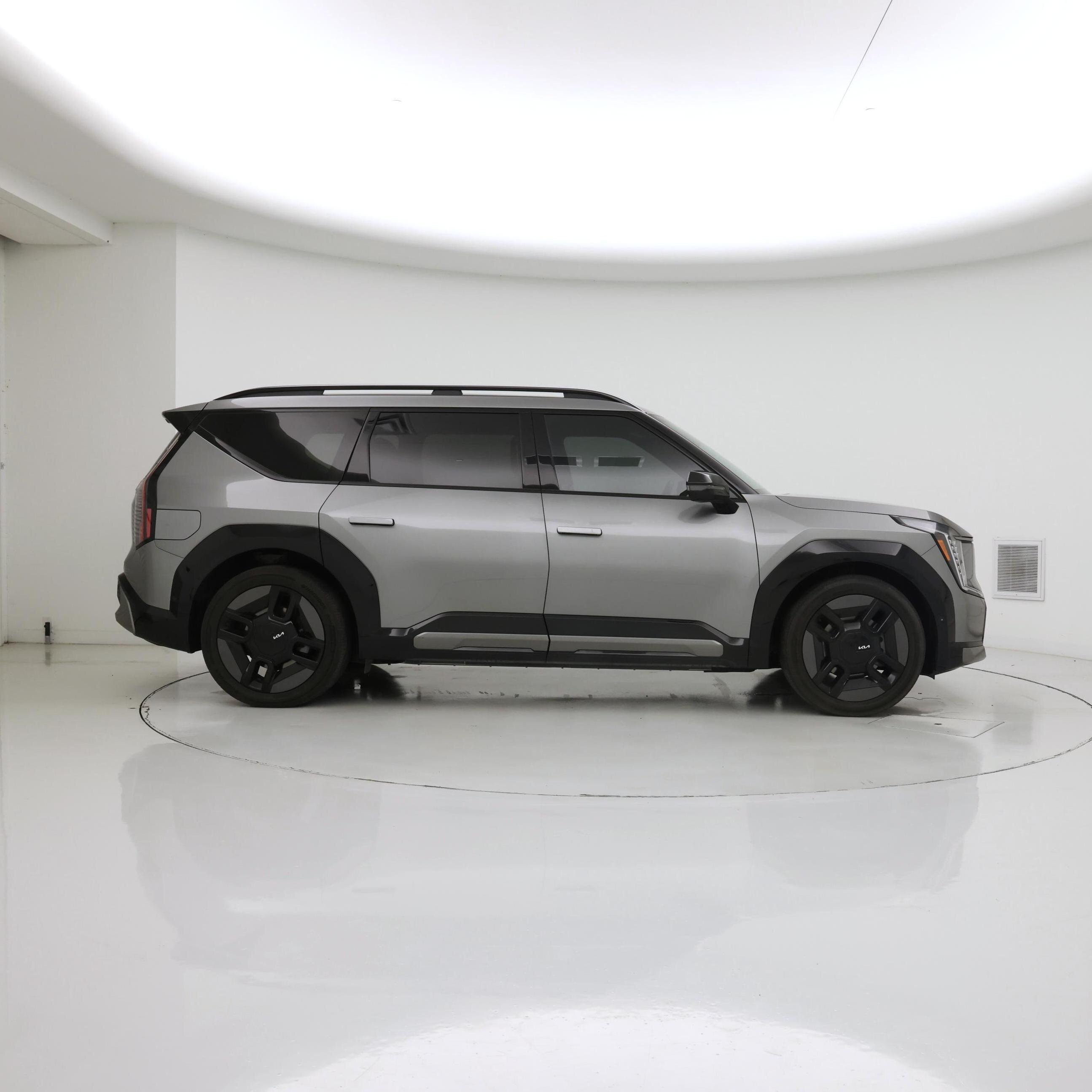 Thumbnail: 2024 Kia EV9 - 7