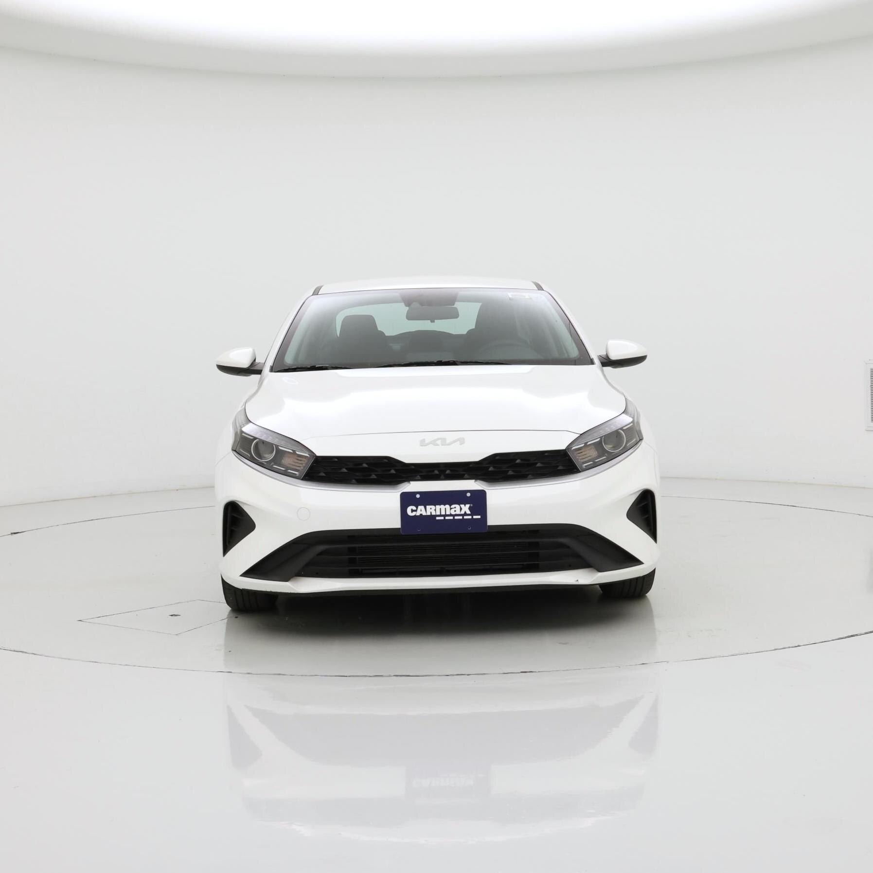 Thumbnail: 2024 Kia Forte - 5