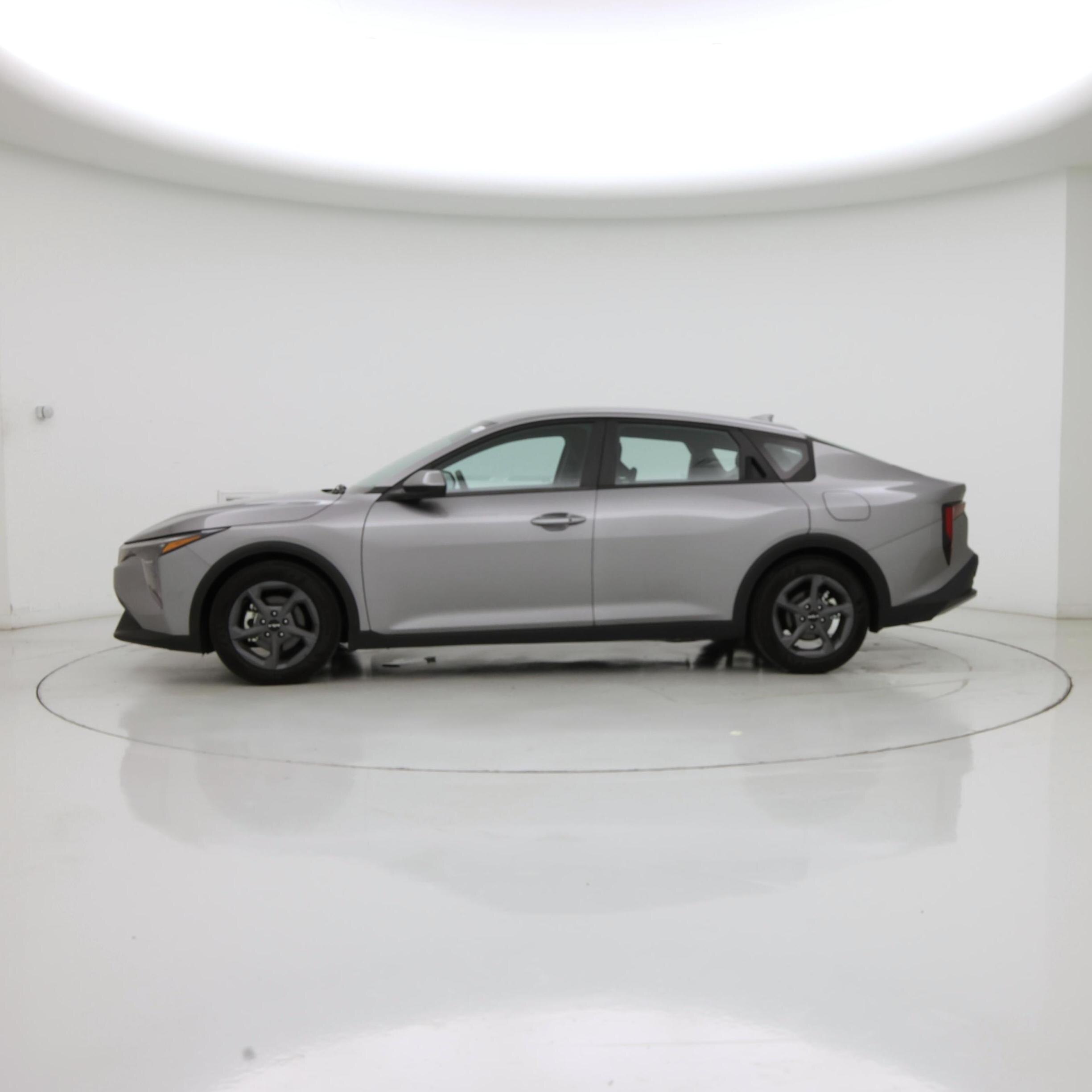 Thumbnail: 2025 Kia K4 - 3
