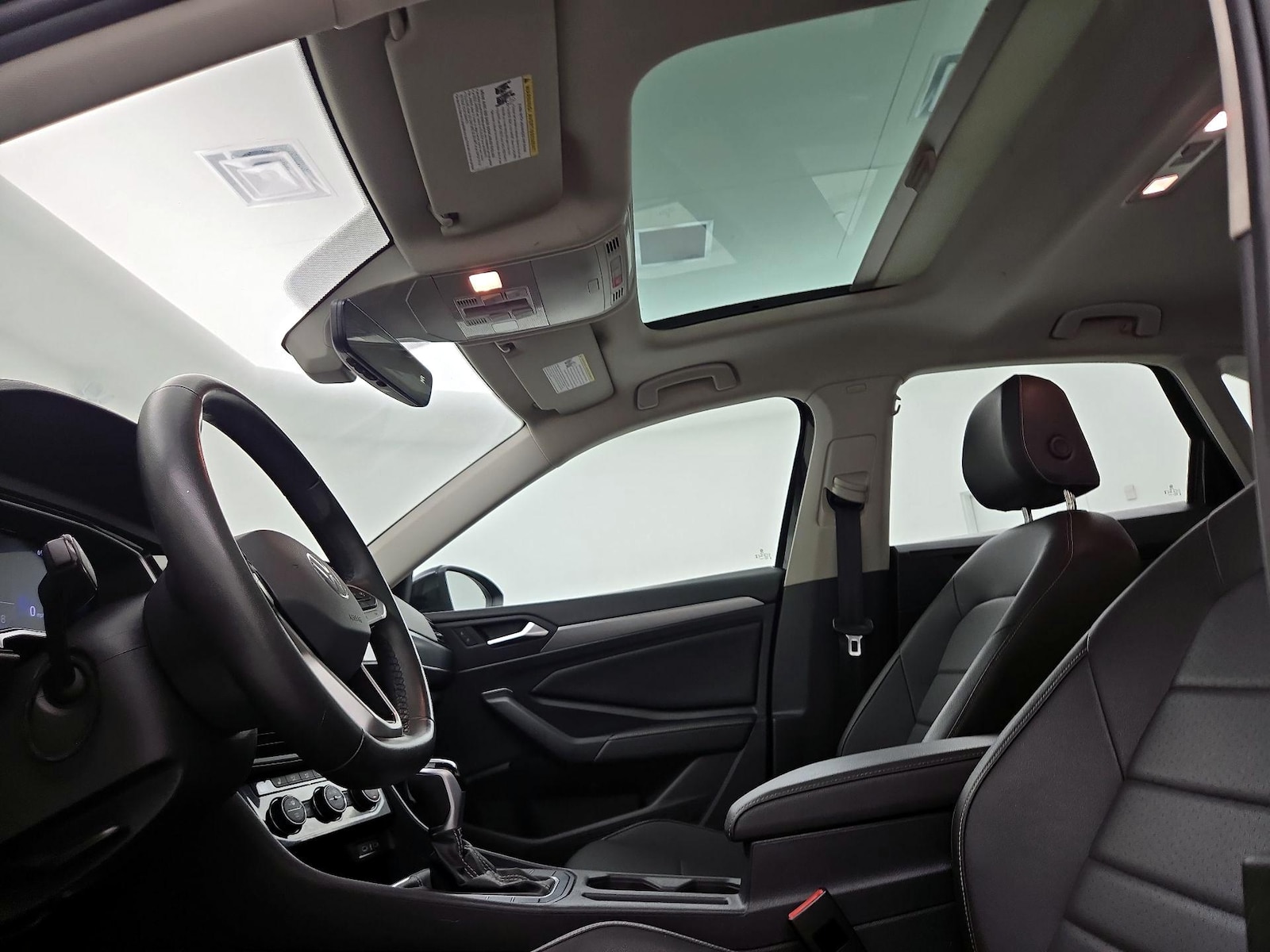 2024 Volkswagen Jetta SE - Photo 20