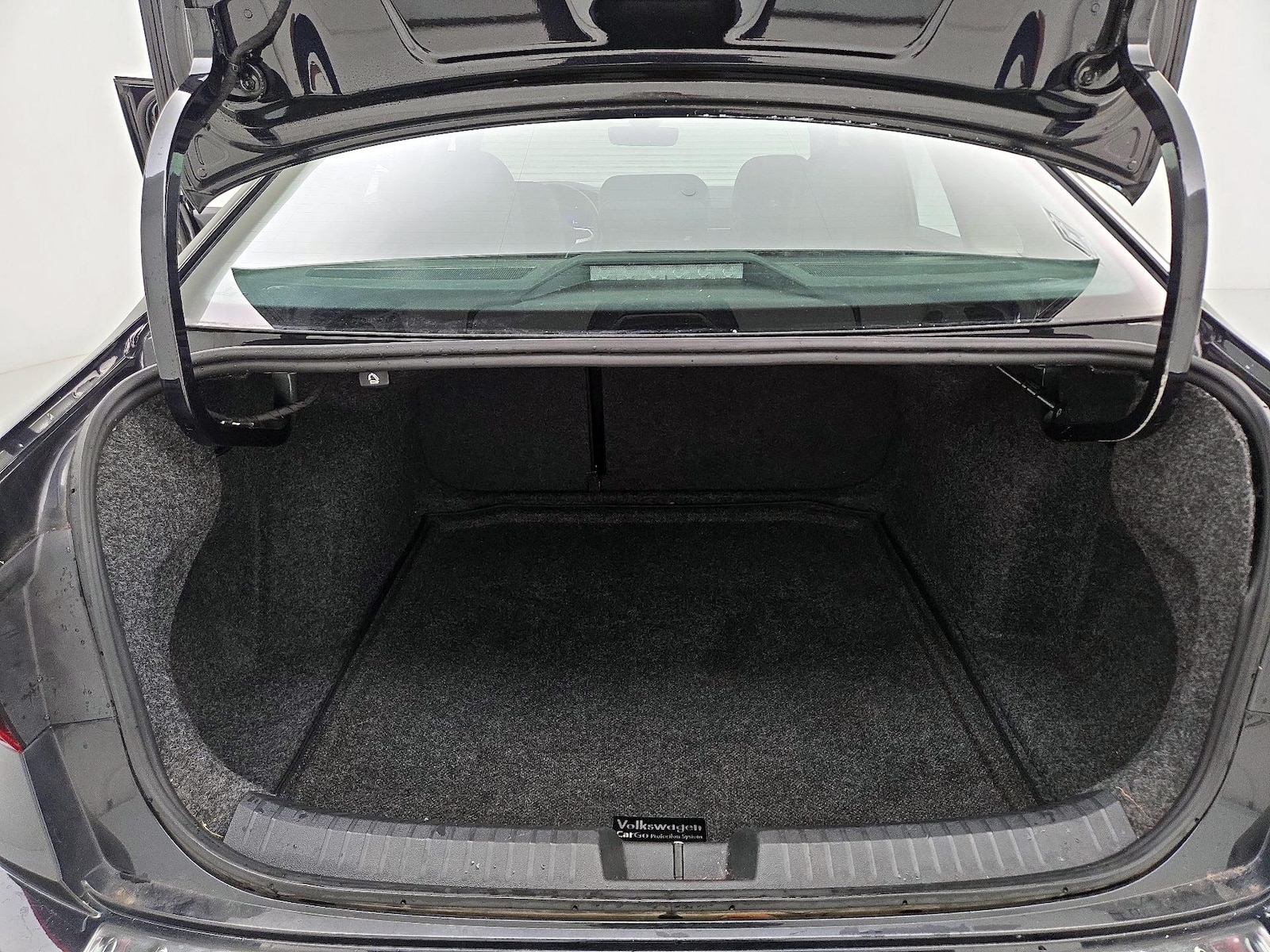 2024 Volkswagen Jetta SE - Photo 22