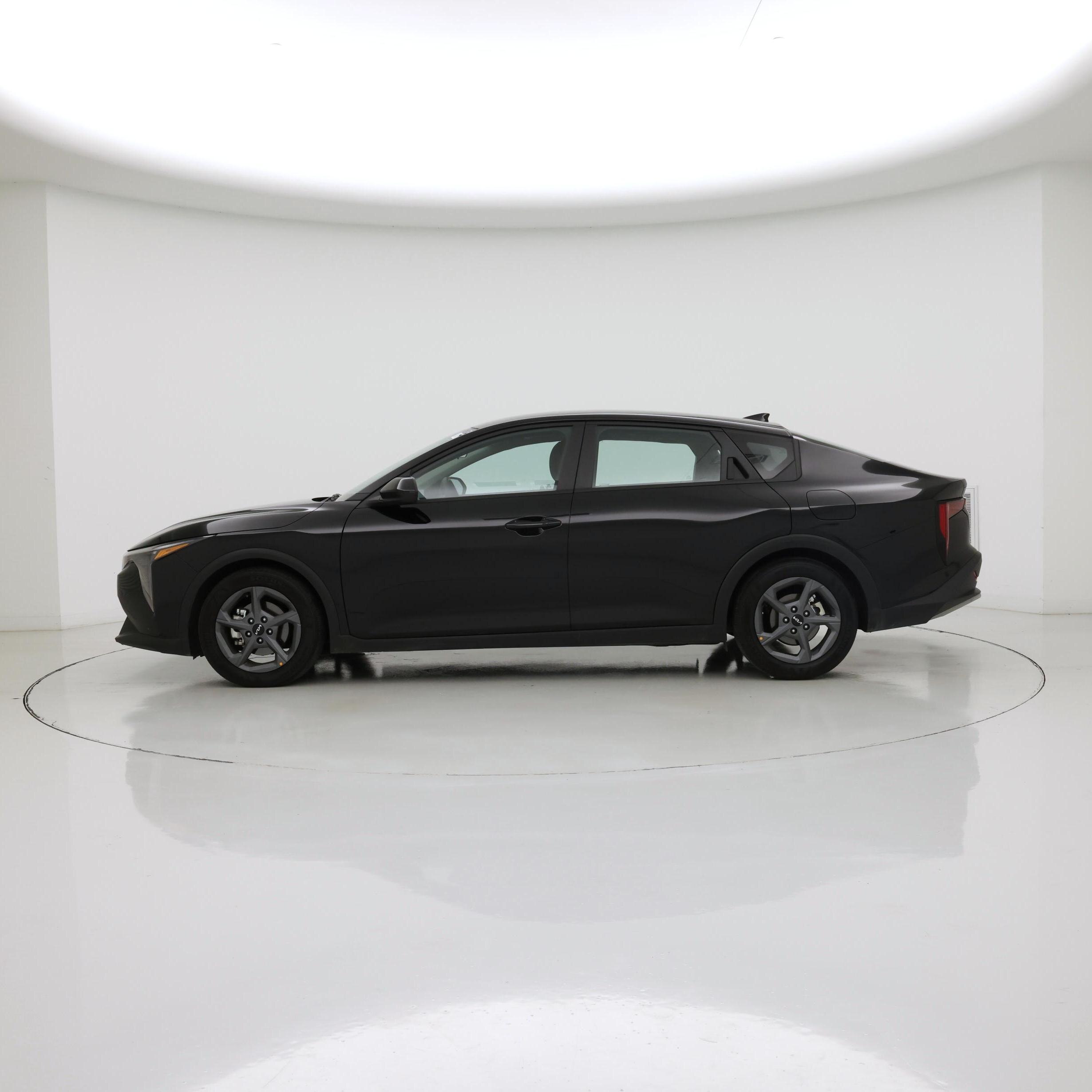 Thumbnail: 2025 Kia K4 - 3