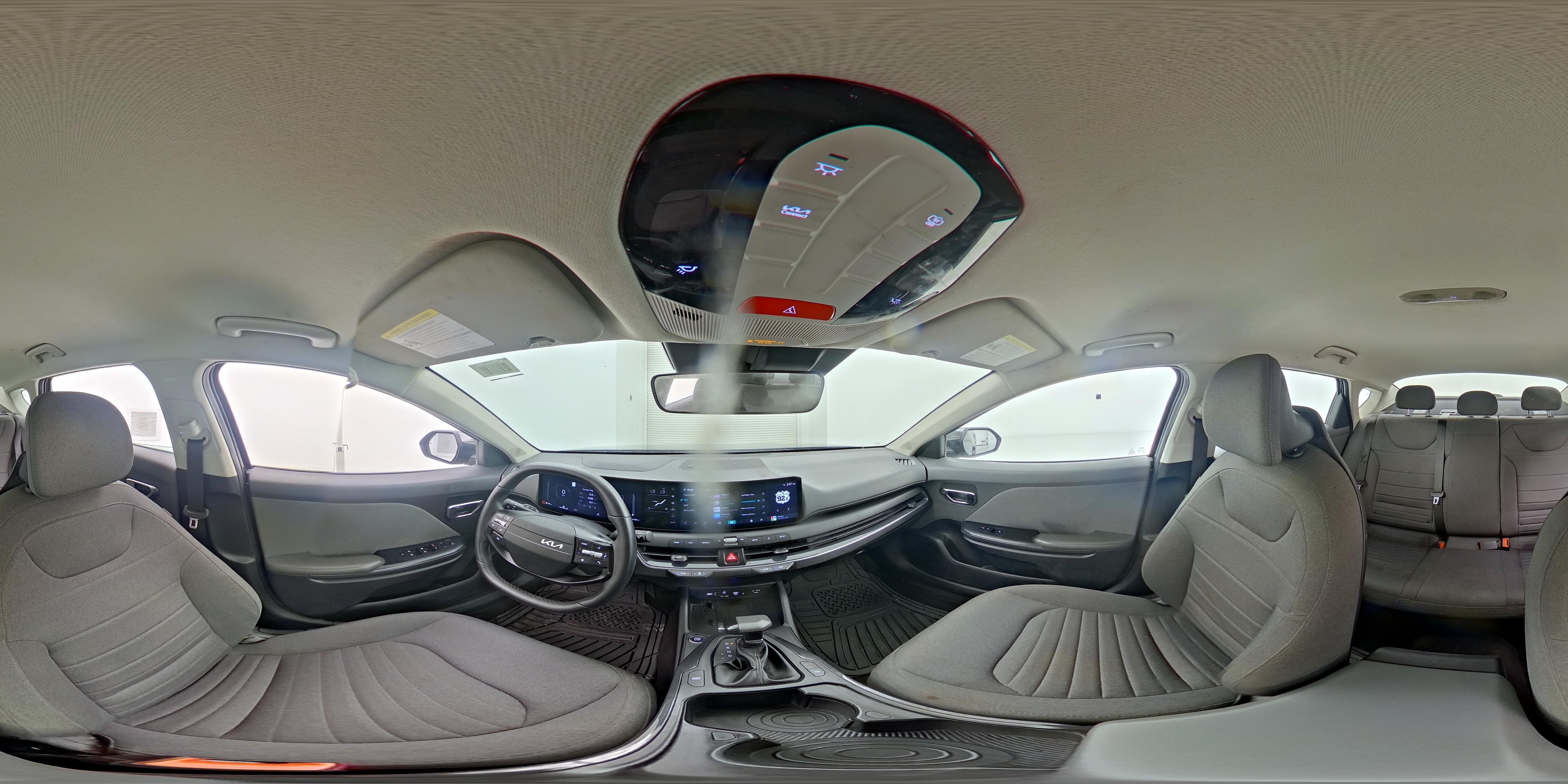 2025 Kia K4 EX - Photo 24