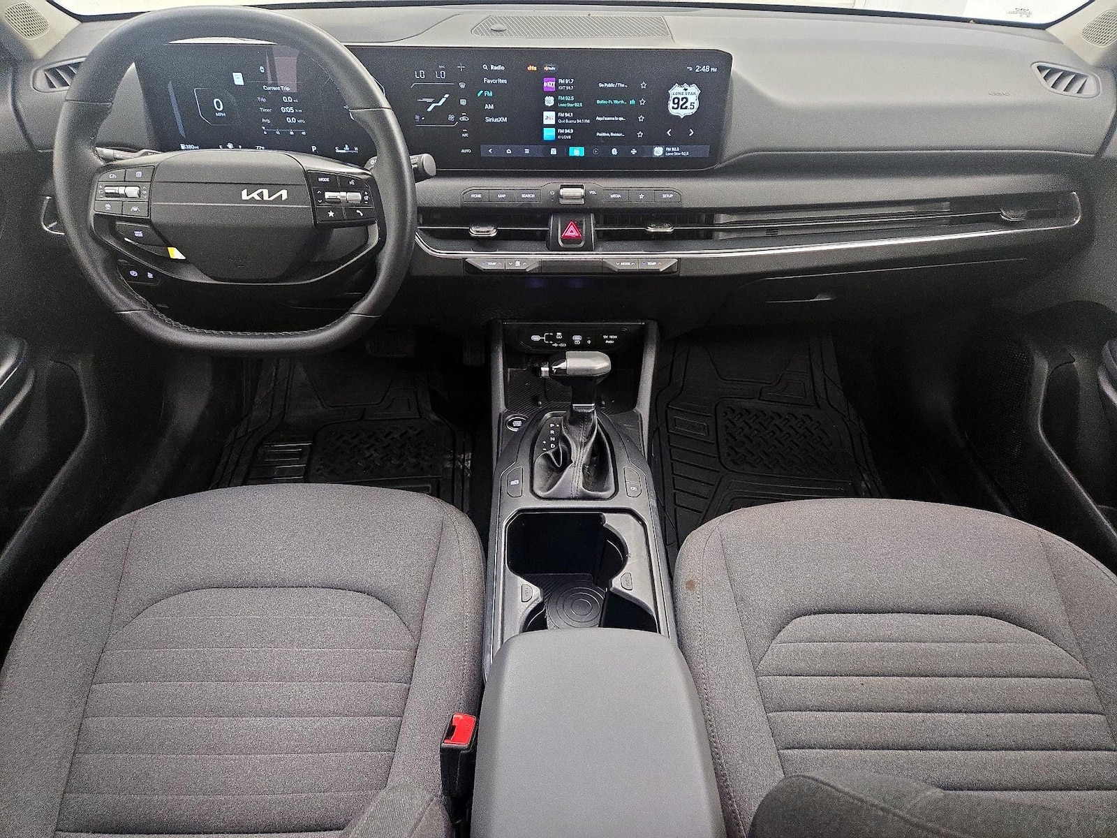 2025 Kia K4 EX - Photo 10