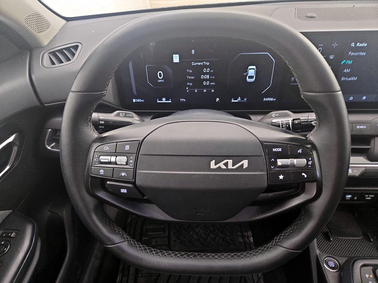 2025 Kia K4 EX - Photo 11