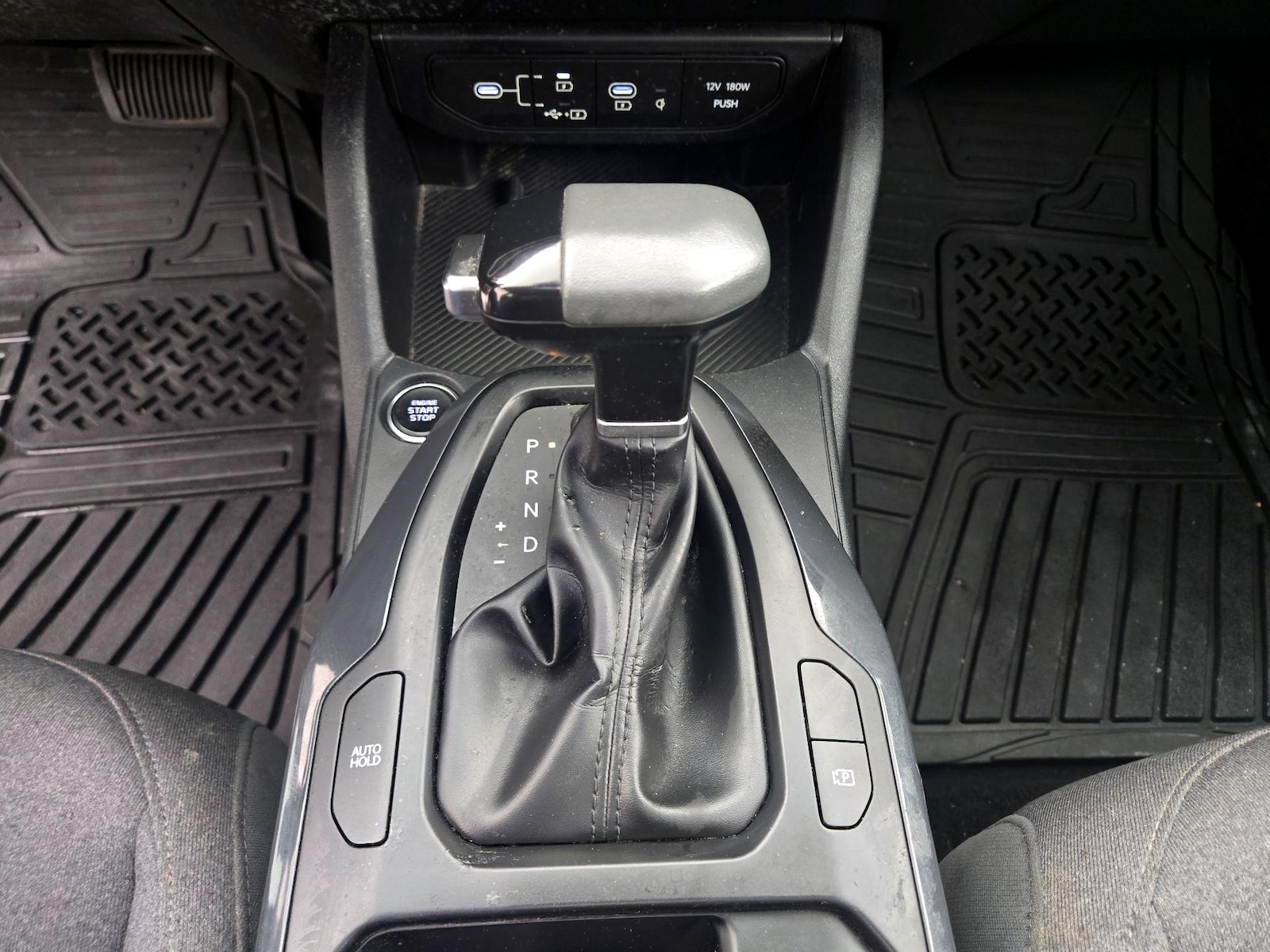 2025 Kia K4 EX - Photo 18