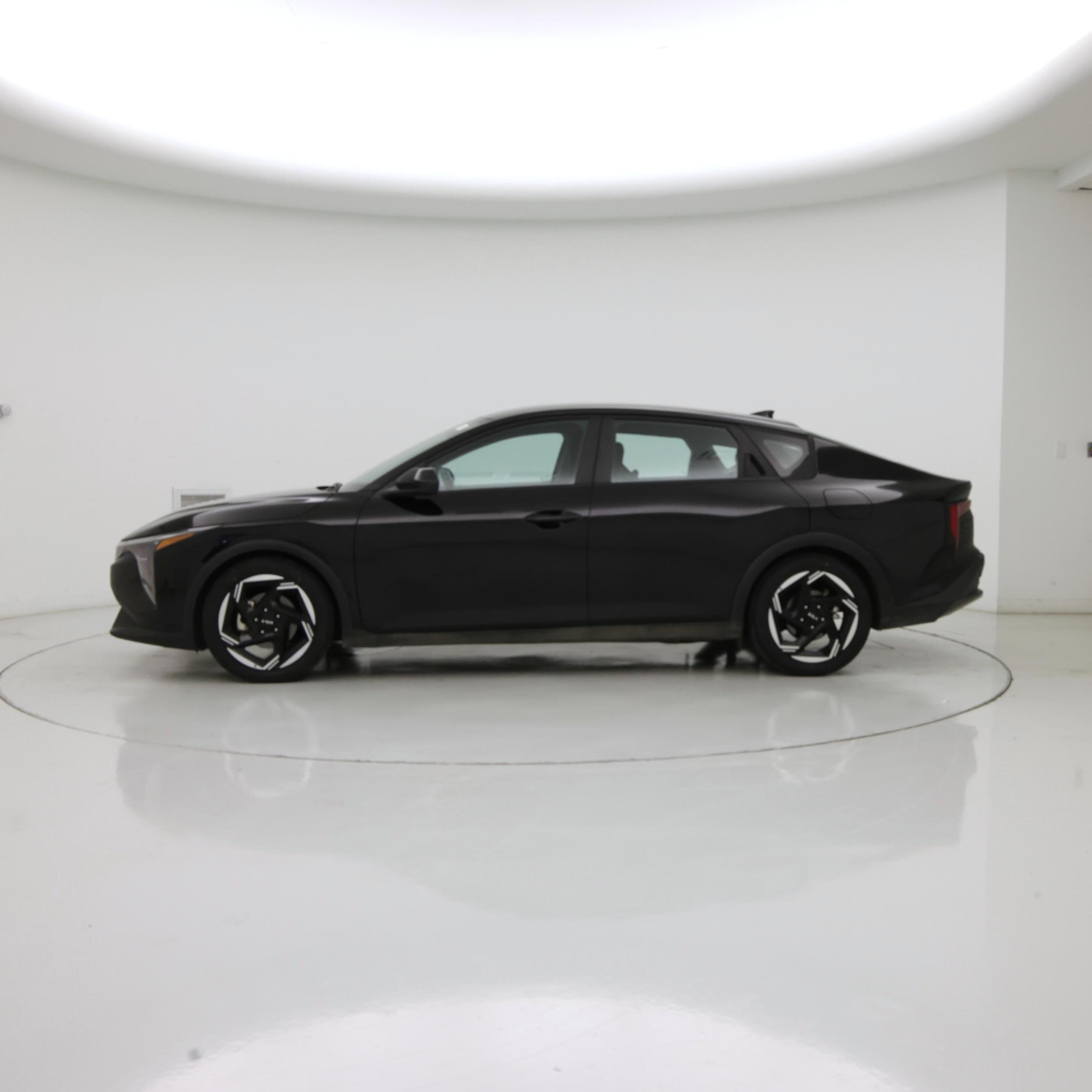 Thumbnail: 2025 Kia K4 - 3