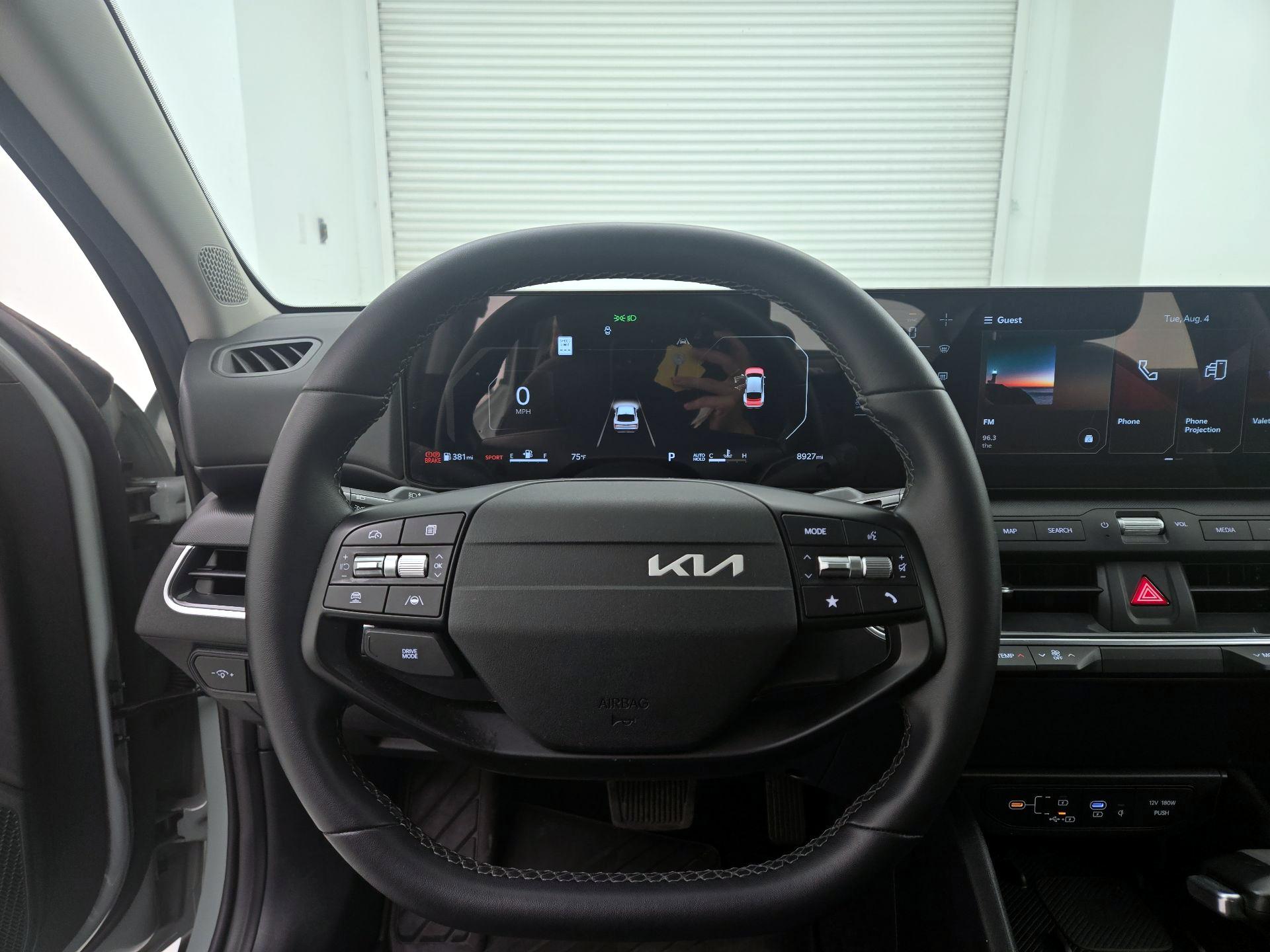 Thumbnail: 2025 Kia K4 - 10