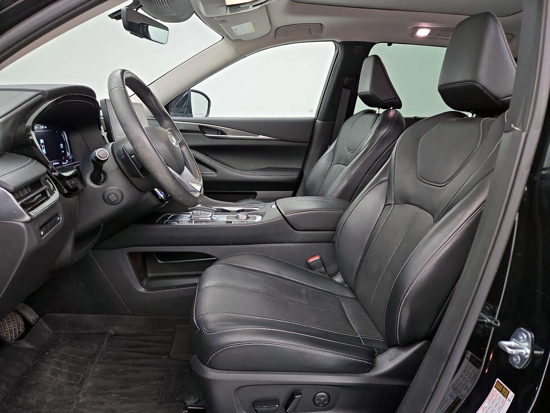 Thumbnail: 2023 INFINITI QX60 - 11