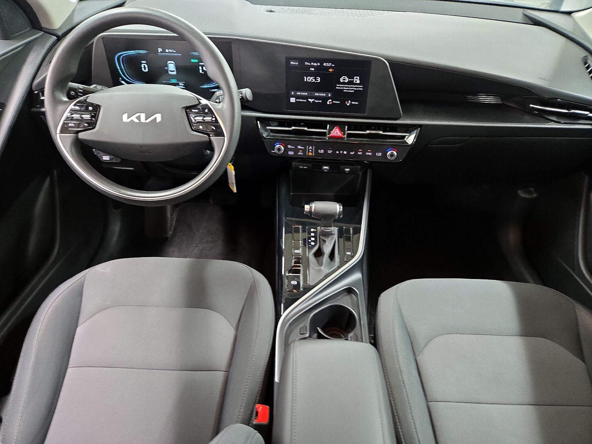 Thumbnail: 2025 Kia Niro - 9