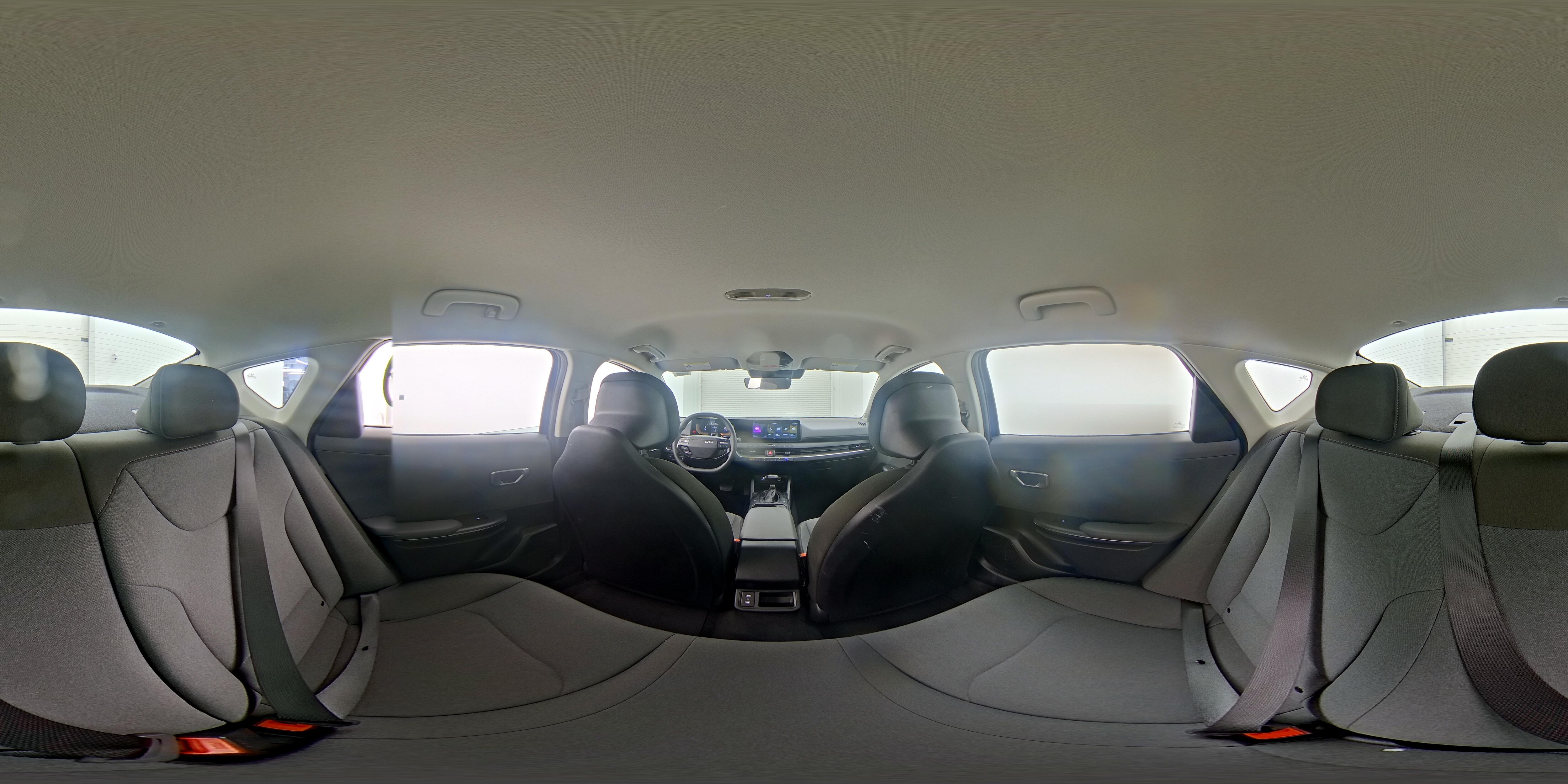 2025 Kia K4 LXS - Photo 25