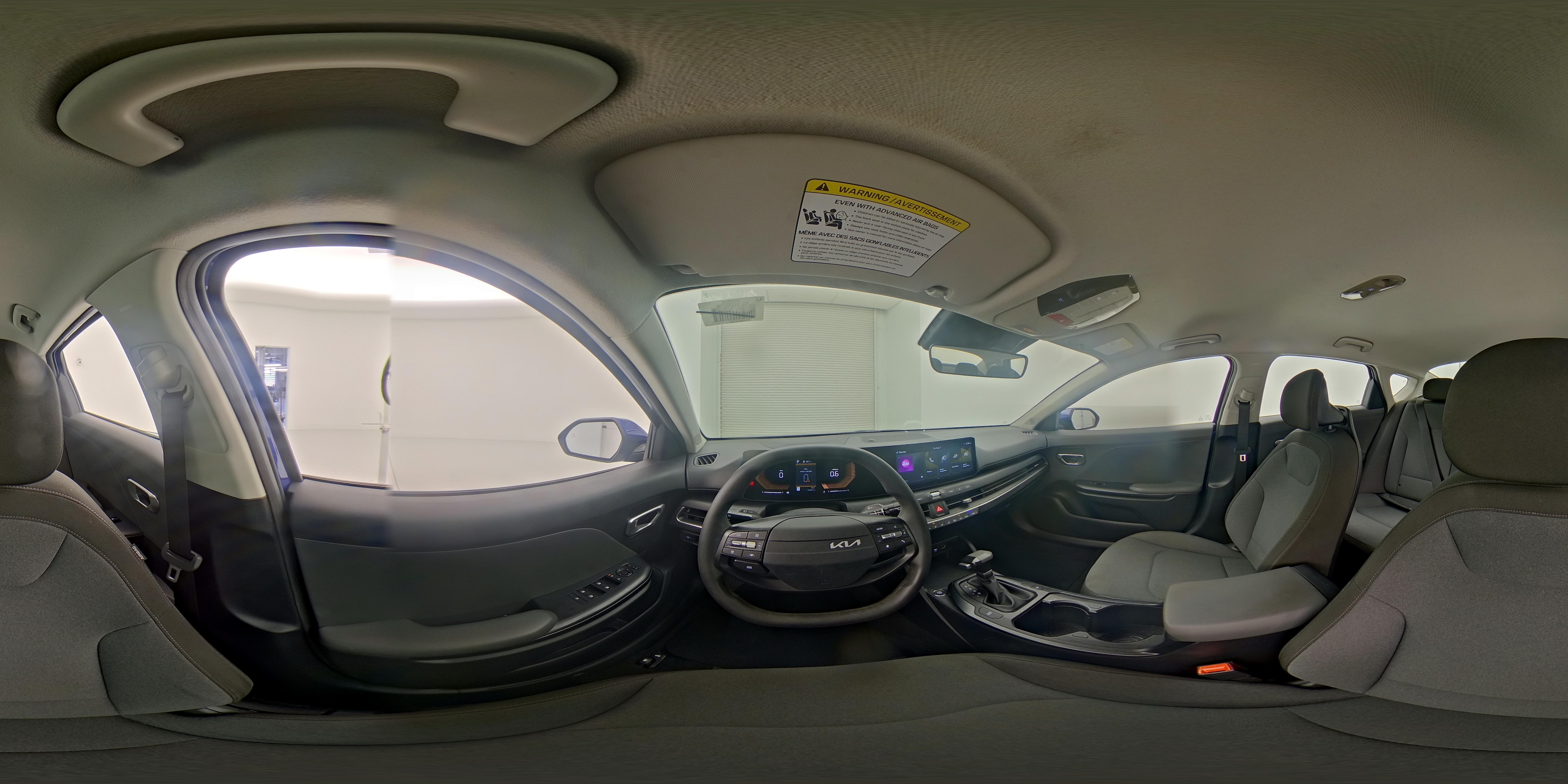 2025 Kia K4 LXS - Photo 26