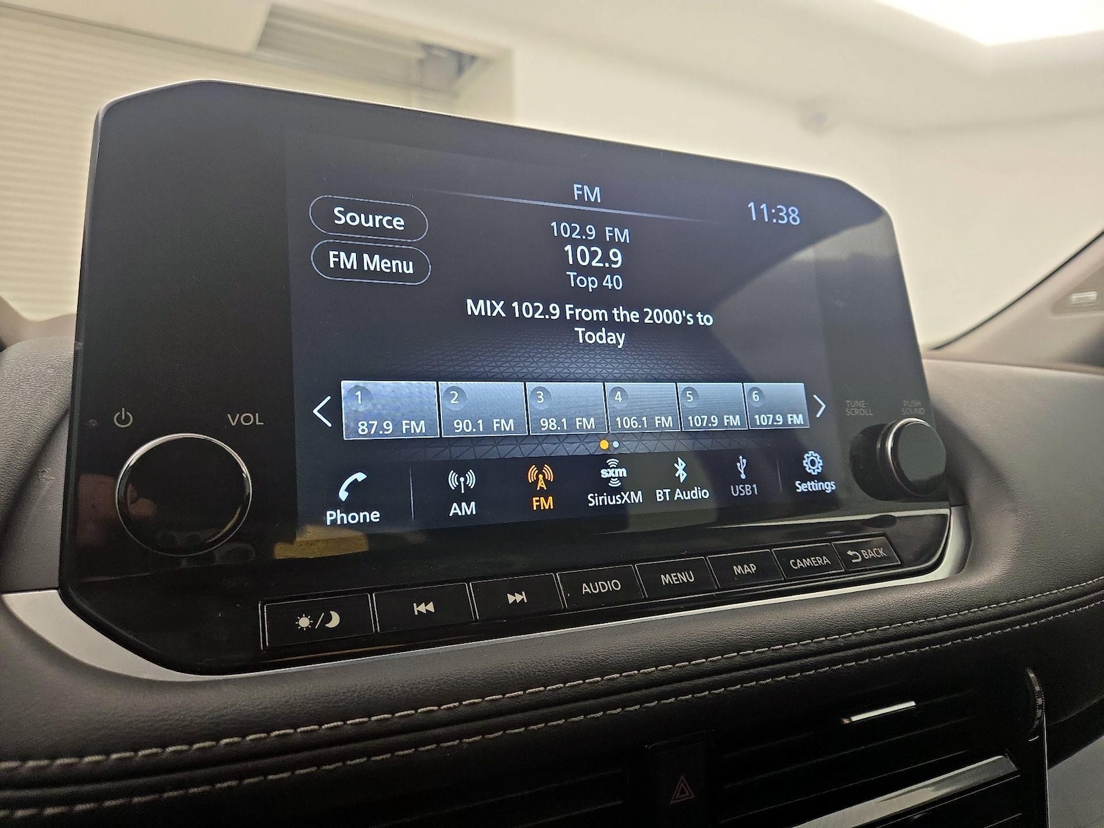 2023 Nissan Rogue SL - Photo 17