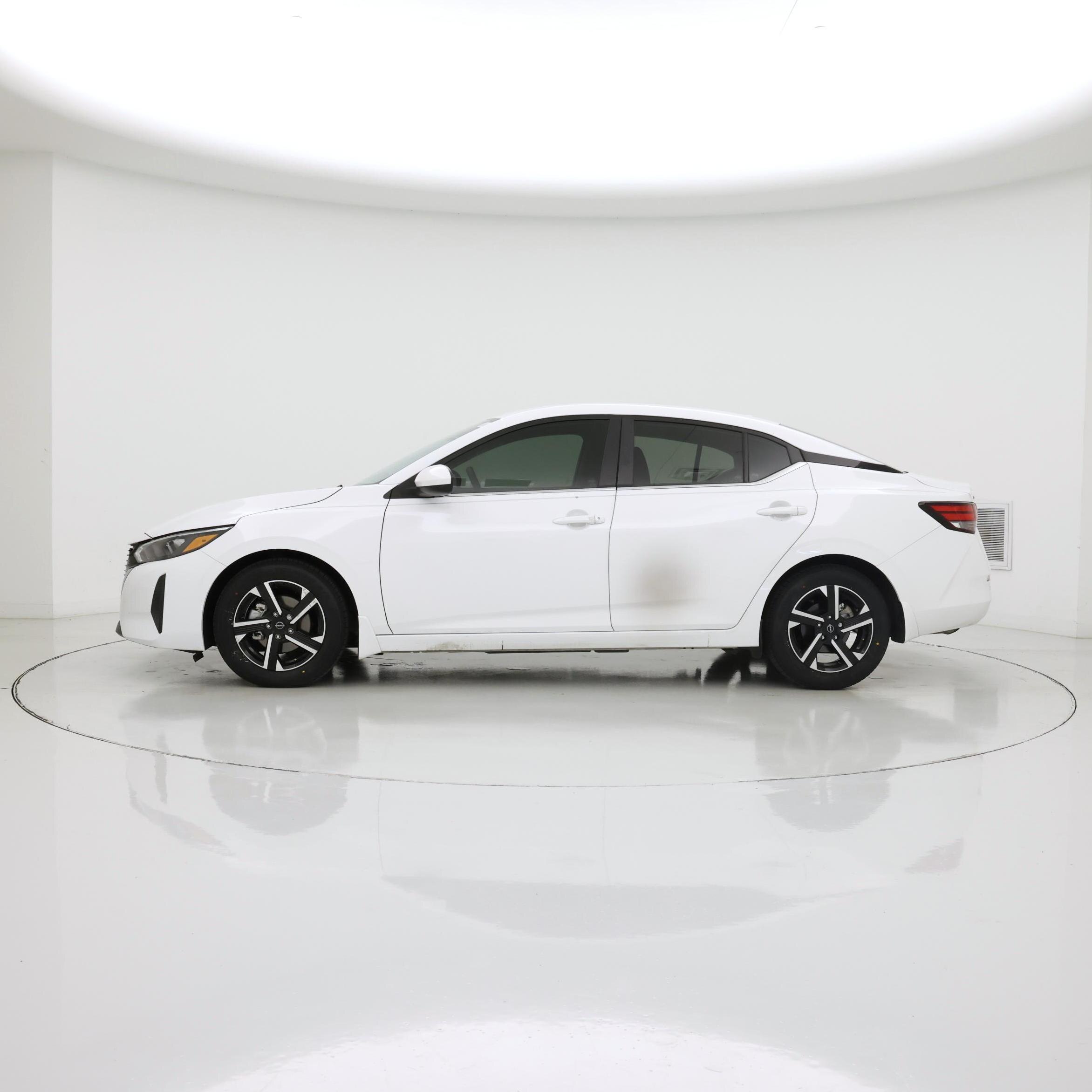 Thumbnail: 2025 Nissan Sentra - 3