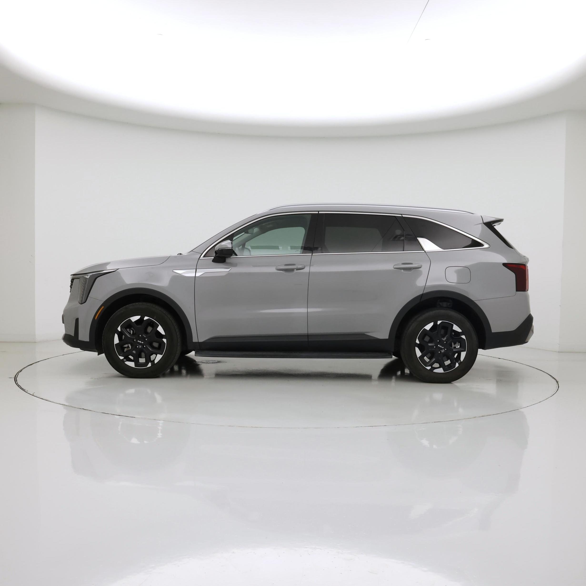 Thumbnail: 2025 Kia Sorento - 3