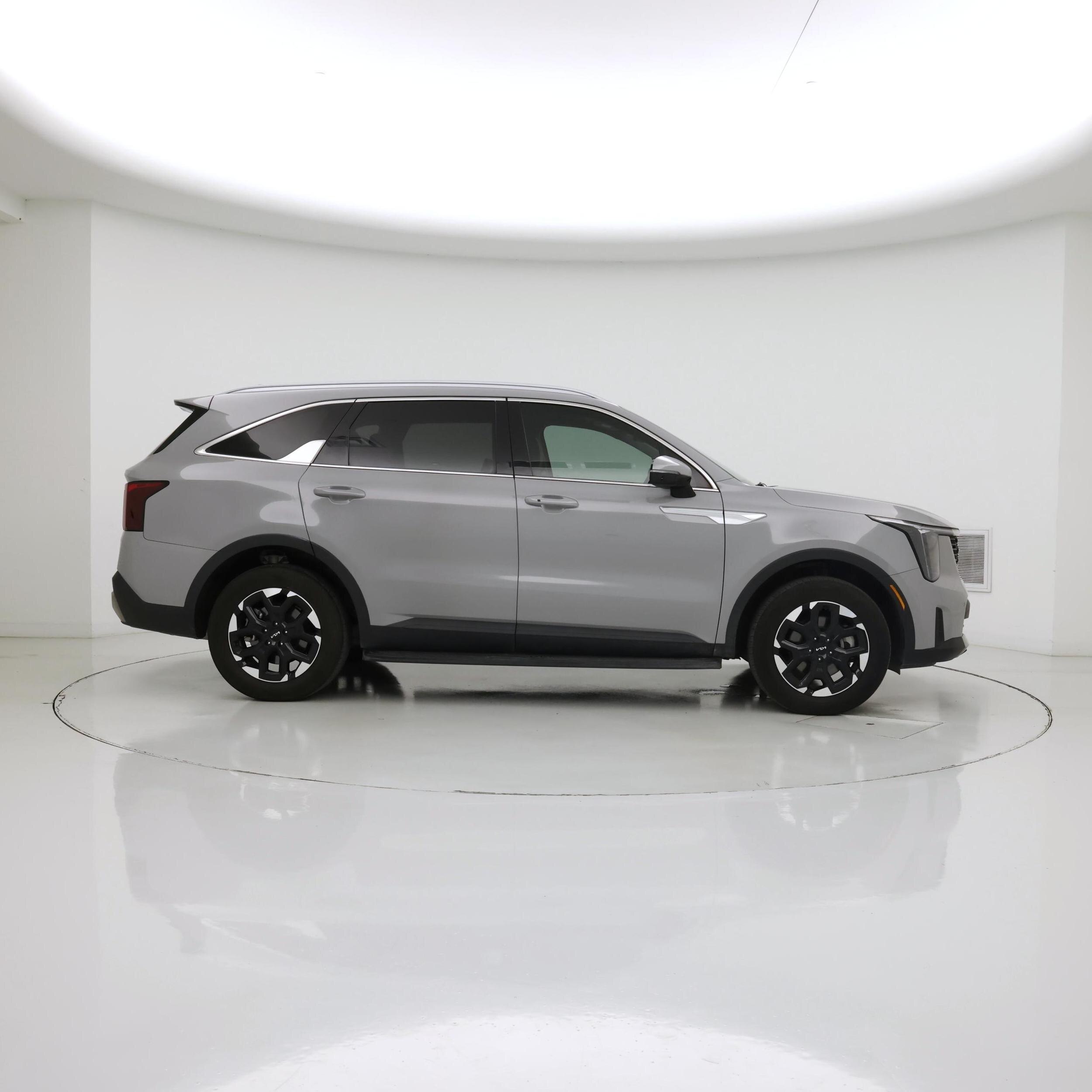 Thumbnail: 2025 Kia Sorento - 7