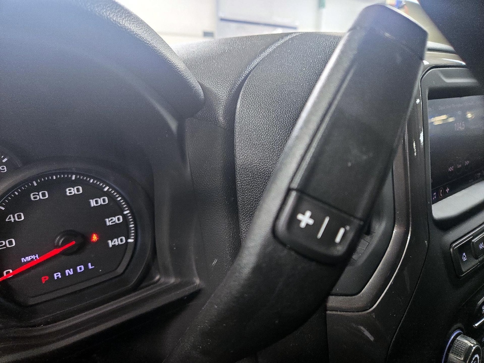 2025 Chevrolet Silverado 1500 Custom - Photo 18
