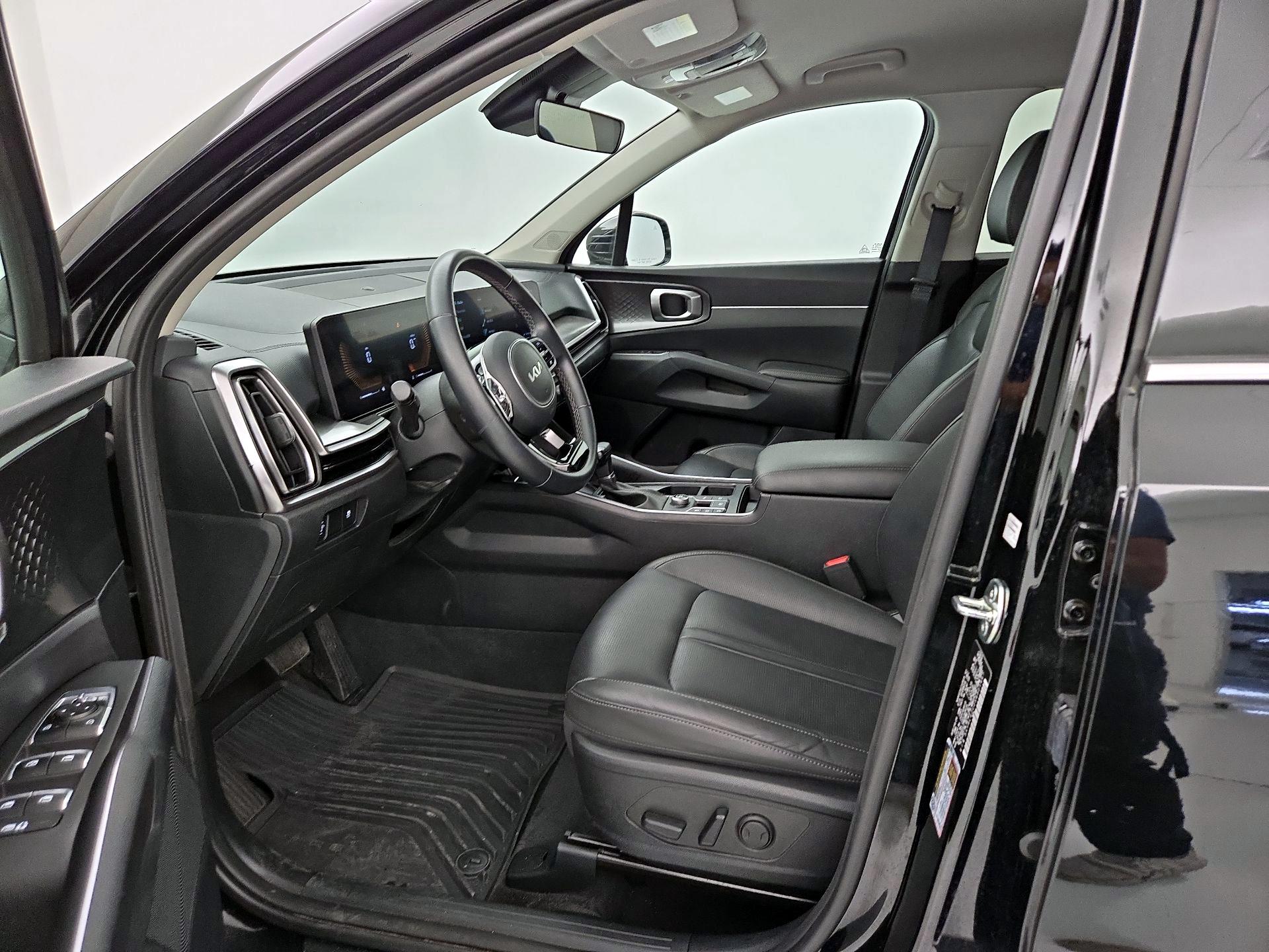 Thumbnail: 2025 Kia Sorento - 11