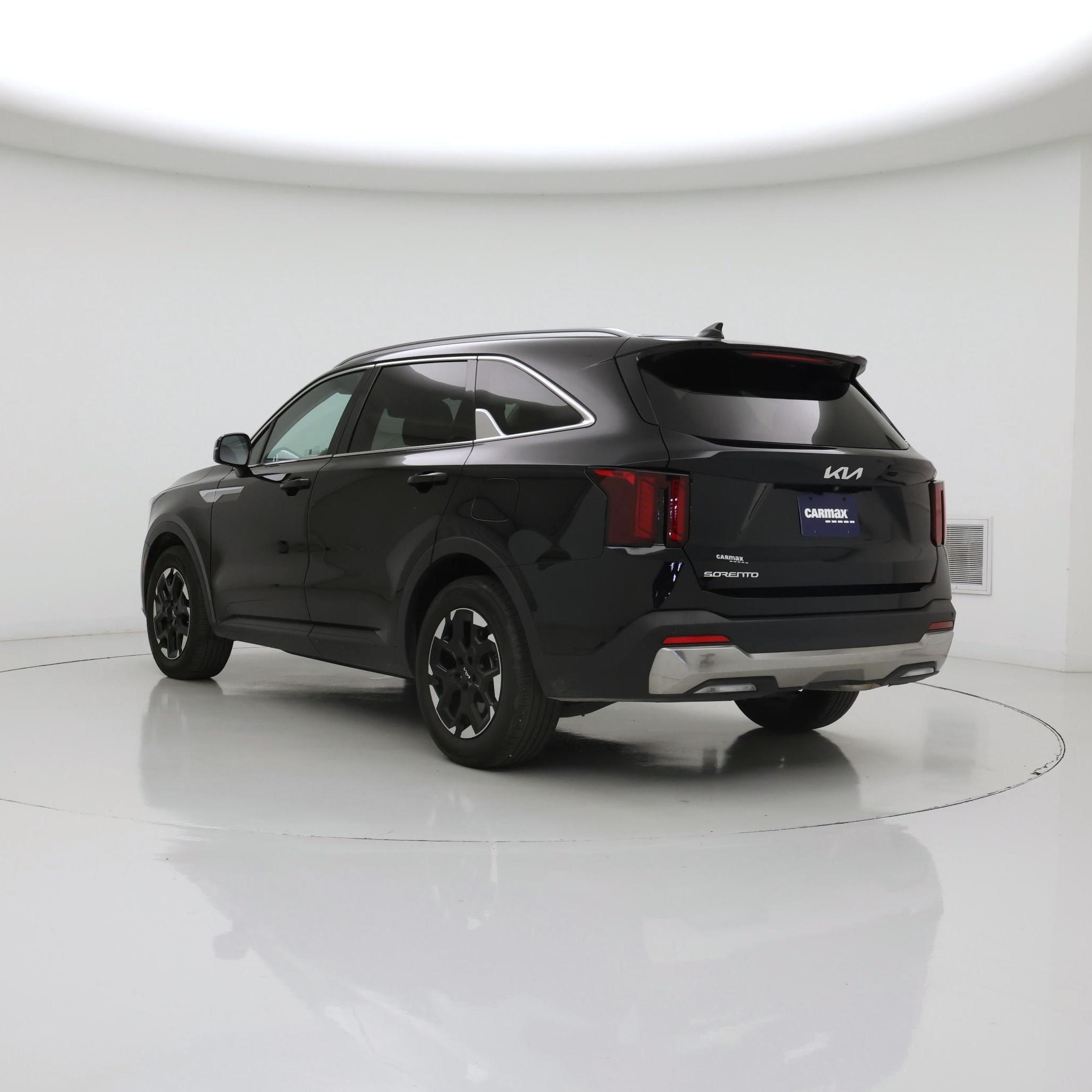 Thumbnail: 2025 Kia Sorento - 2