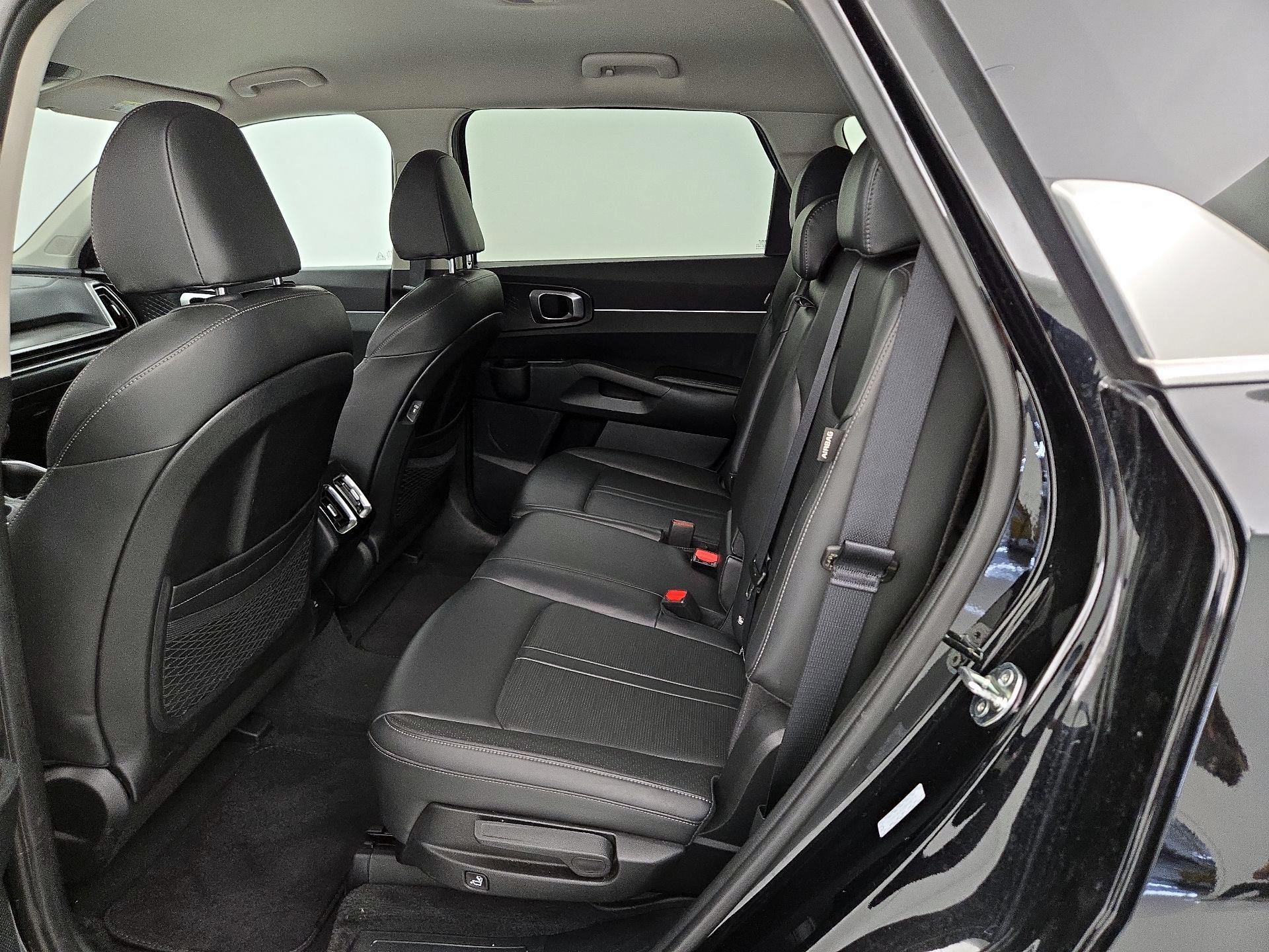 Thumbnail: 2025 Kia Sorento - 20