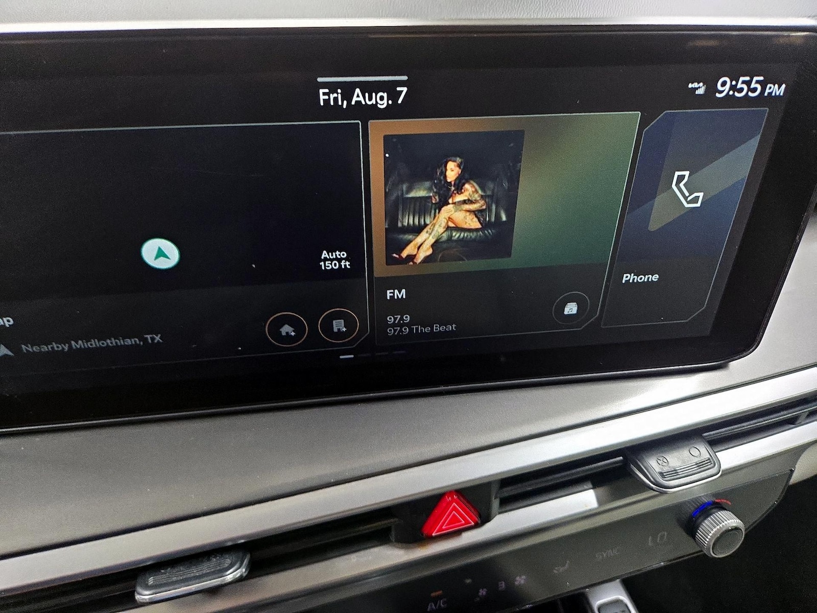 2025 Kia Sorento S - Photo 17