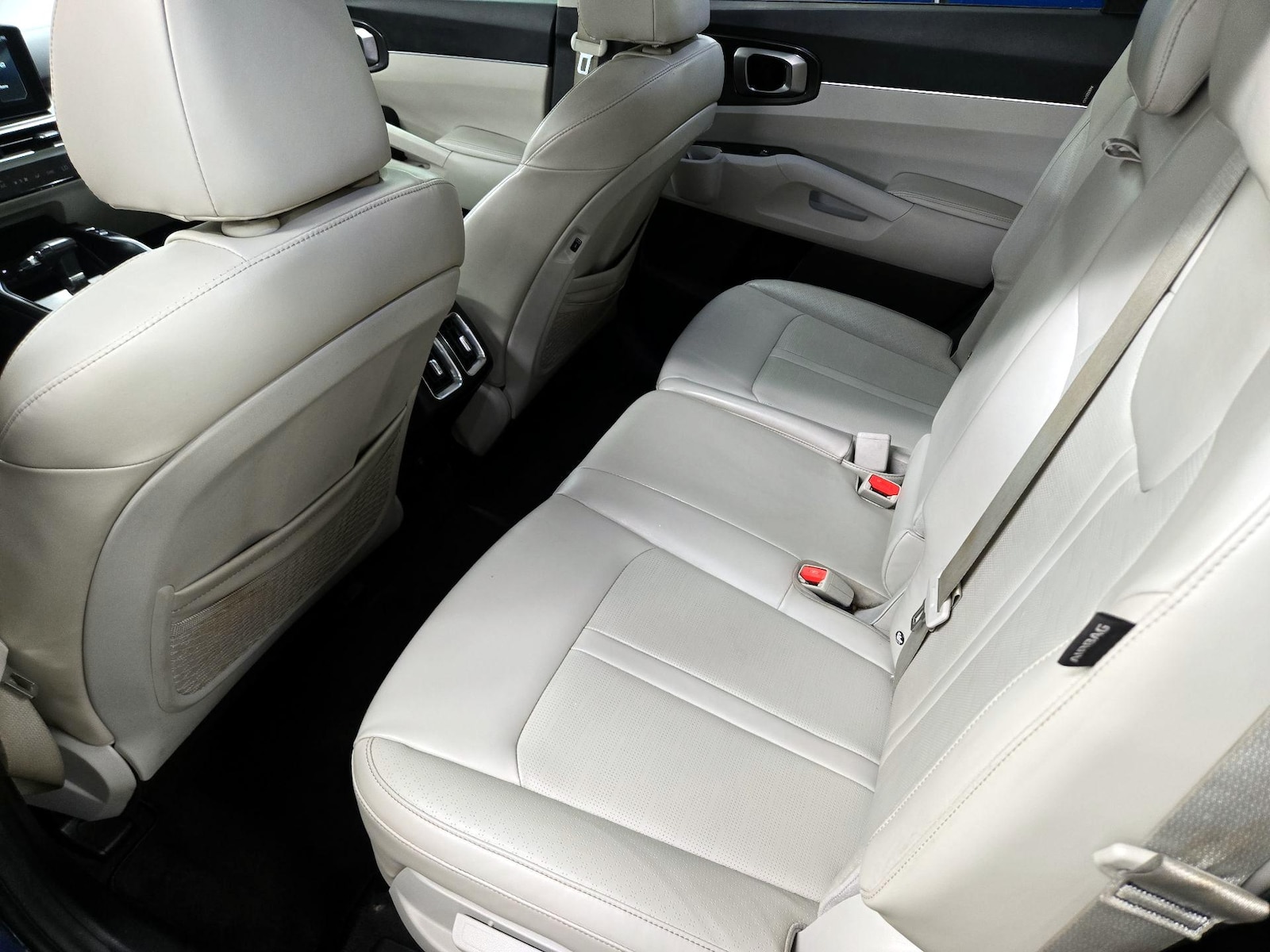 2025 Kia Sorento S - Photo 22