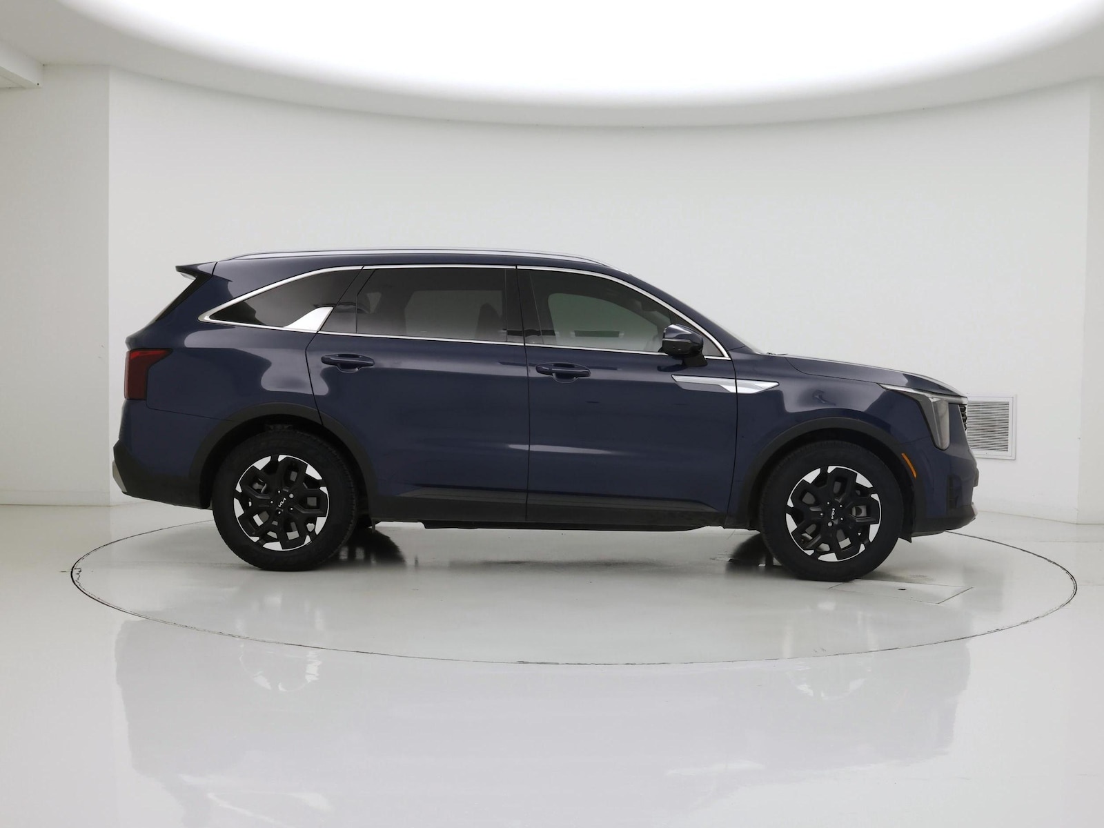 2025 Kia Sorento S - Photo 8