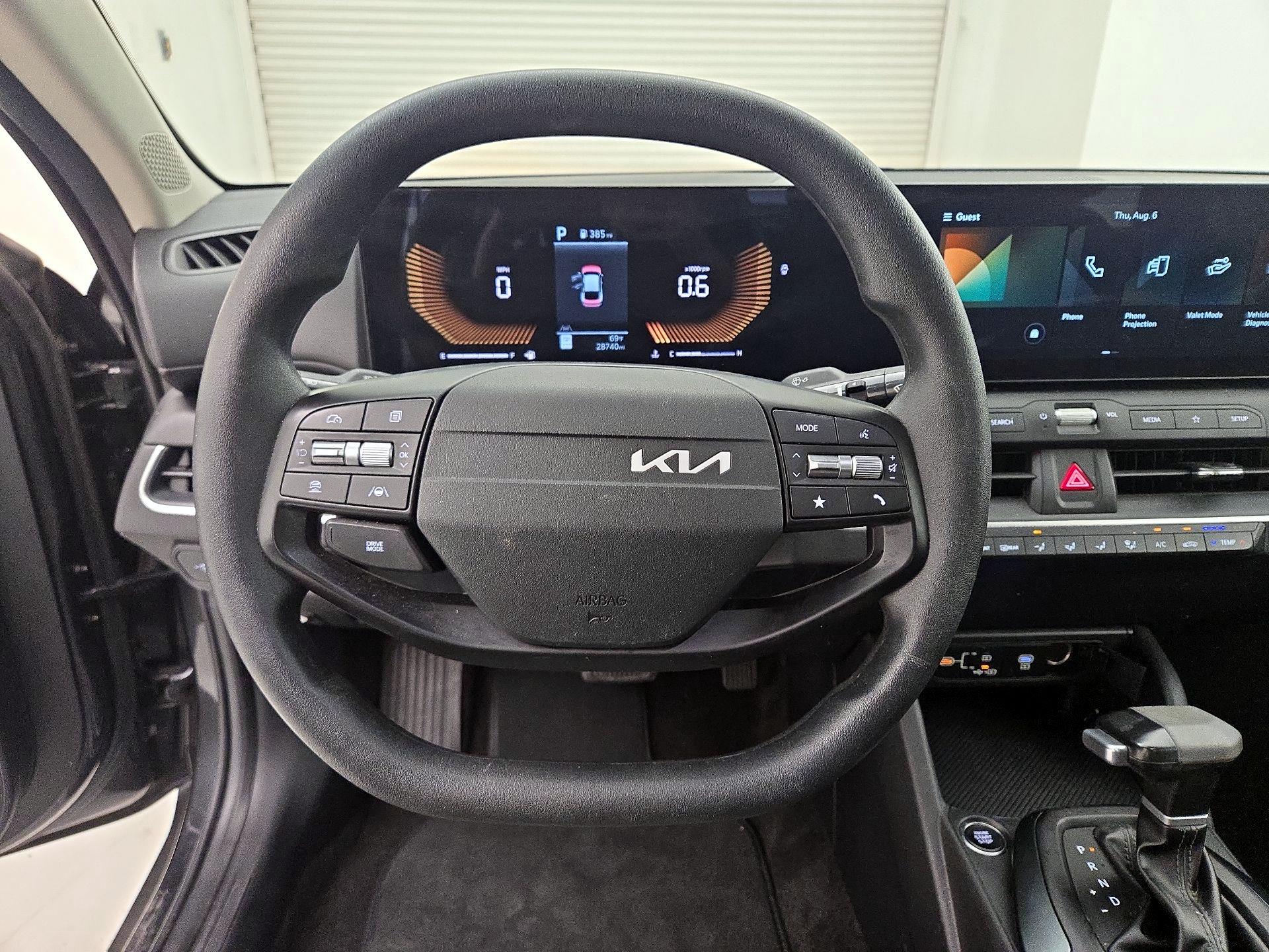 Thumbnail: 2025 Kia K4 - 10