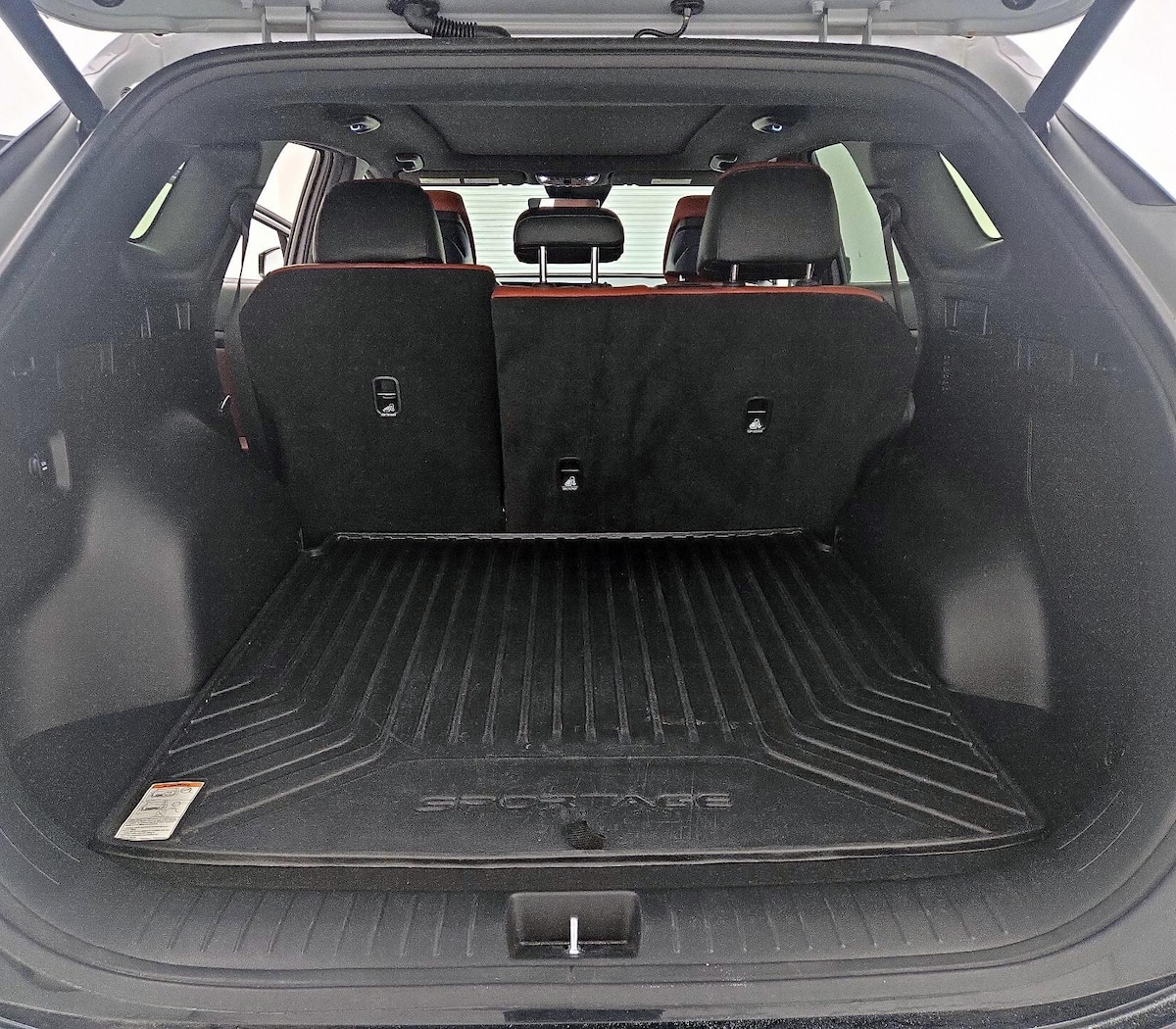 Trunk/Cargo (Seats Up)