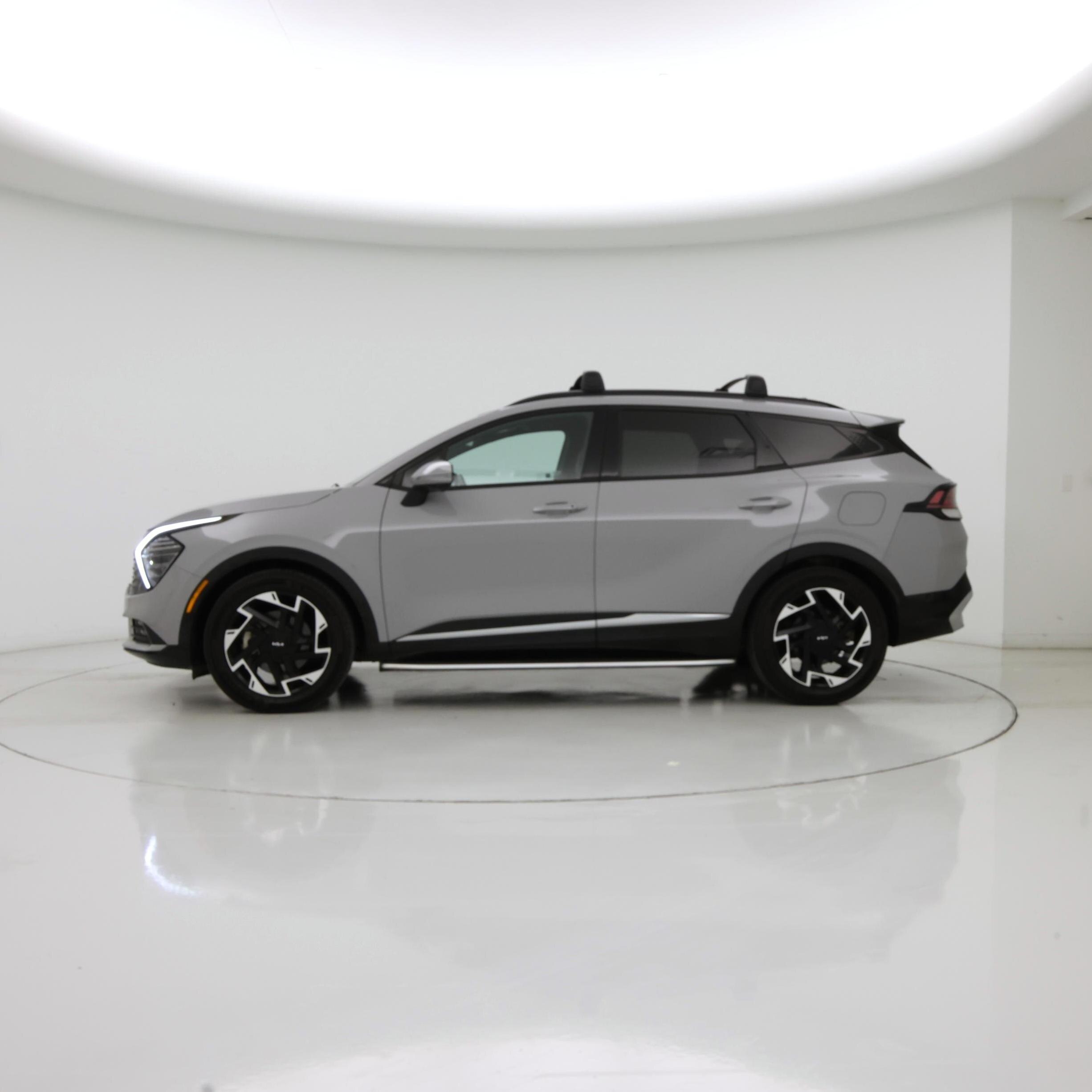 Thumbnail: 2023 Kia Sportage - 3