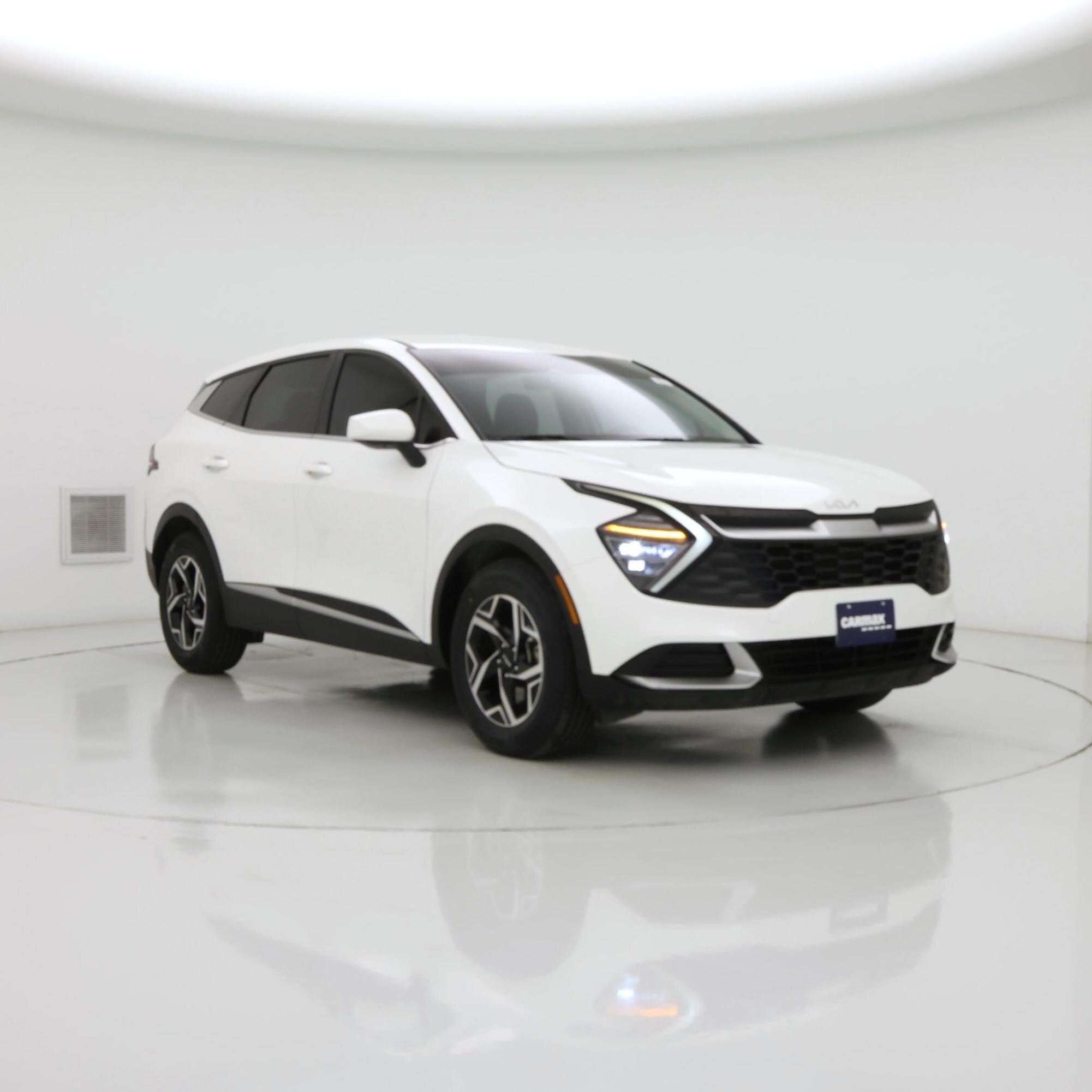White 2025 Kia Sportage SUV / Crossover Front-Wheel Drive Automatic