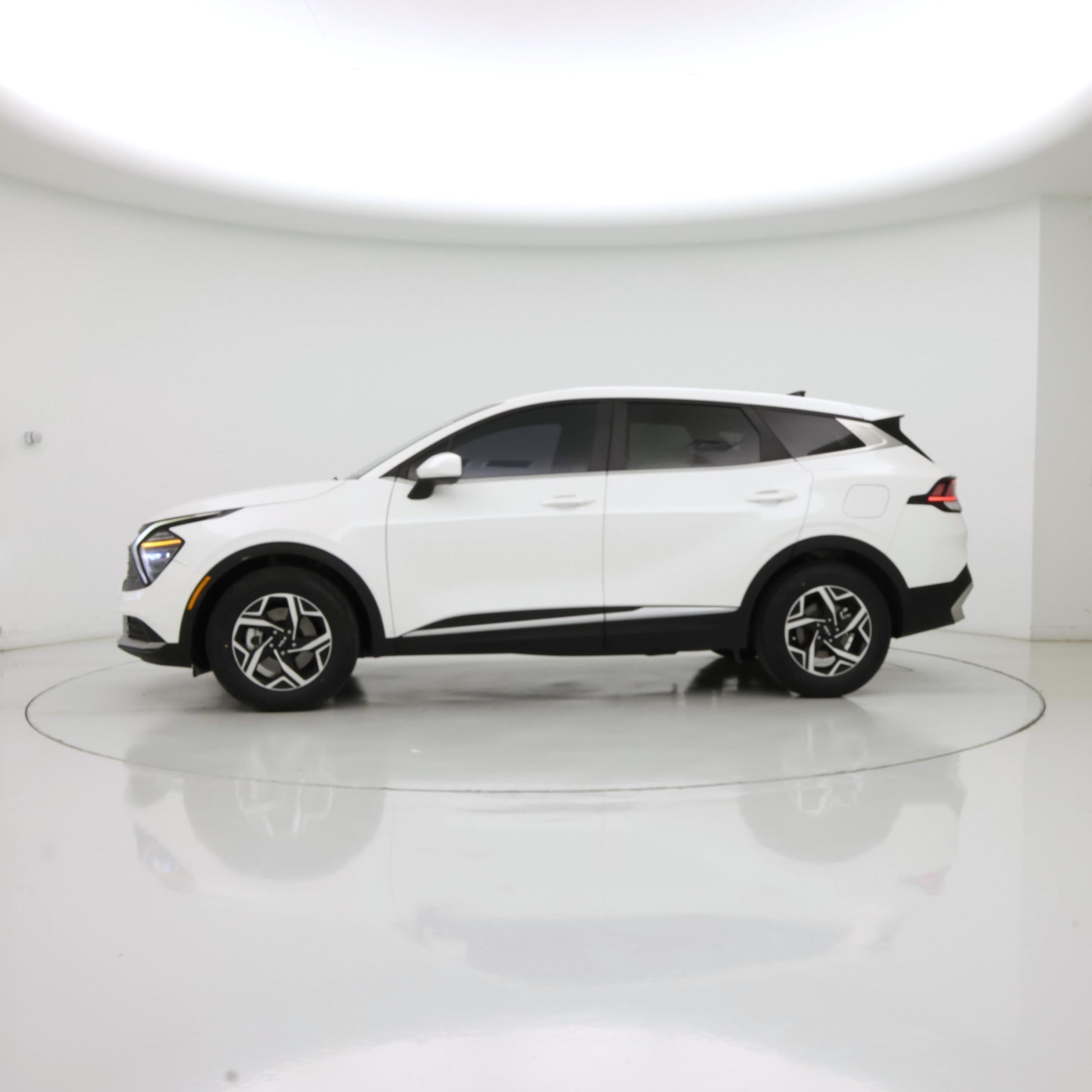 Thumbnail: 2025 Kia Sportage - 3