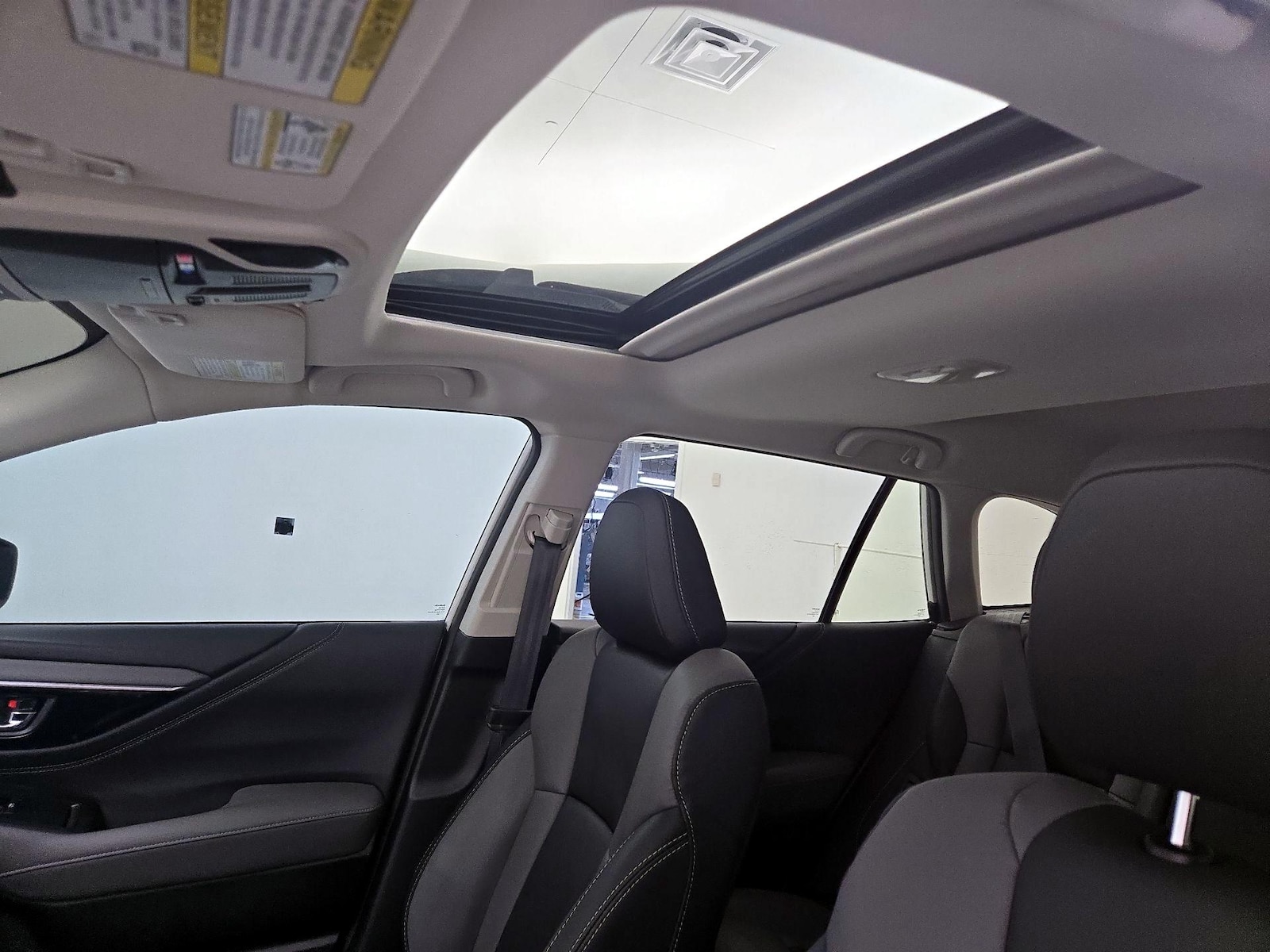 Sunroof(s) & Overhead Airbags