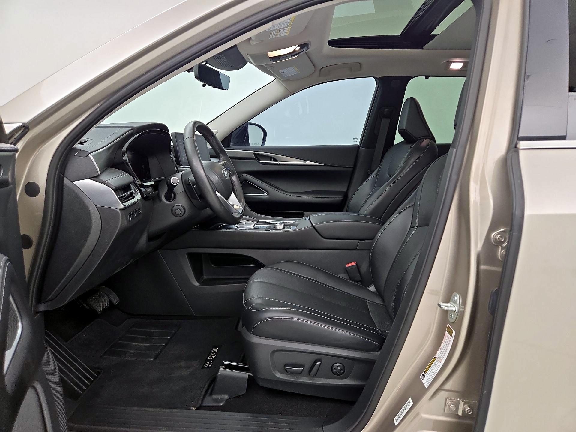 Thumbnail: 2023 INFINITI QX60 - 11