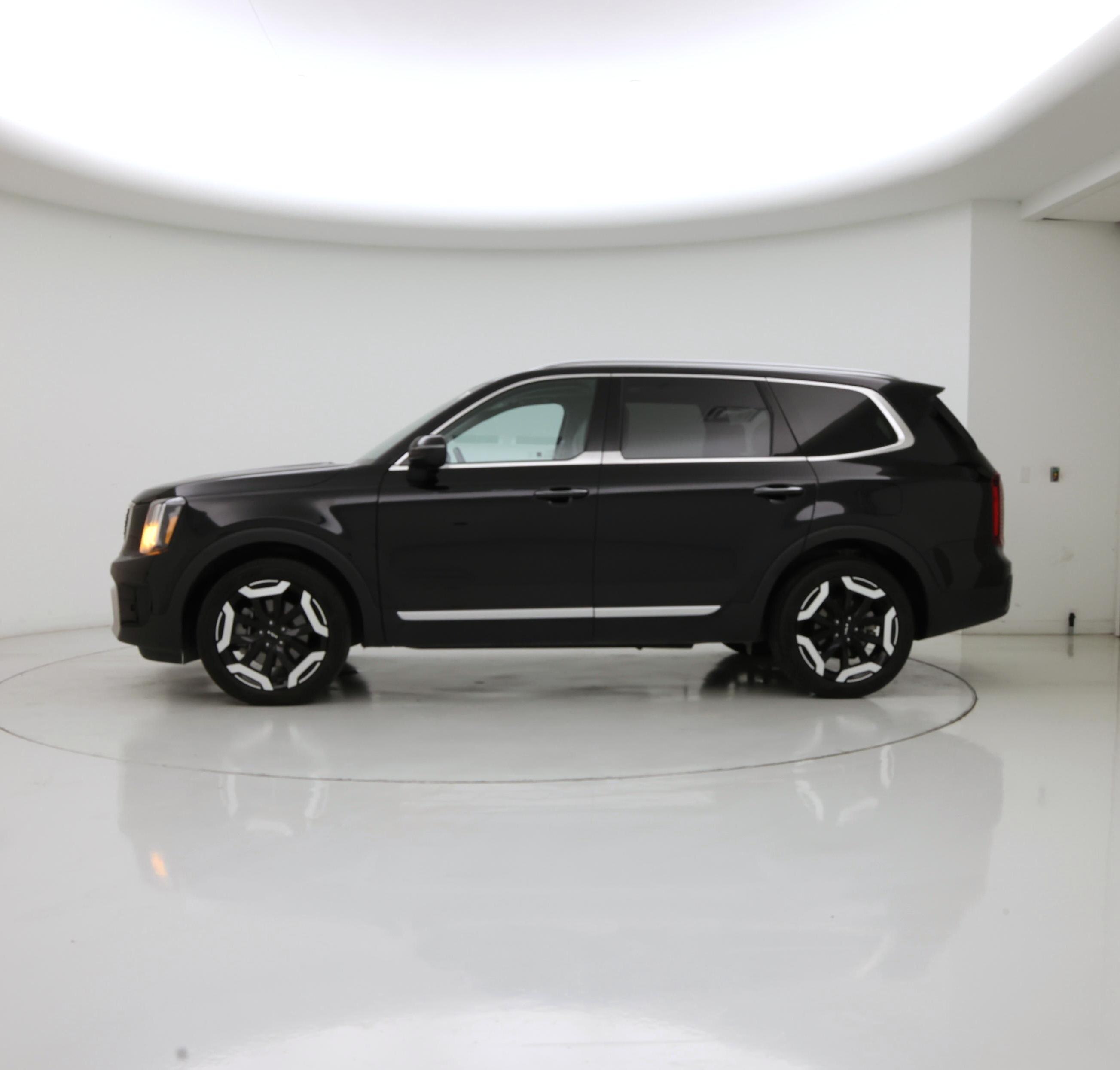 Thumbnail: 2024 Kia Telluride - 3