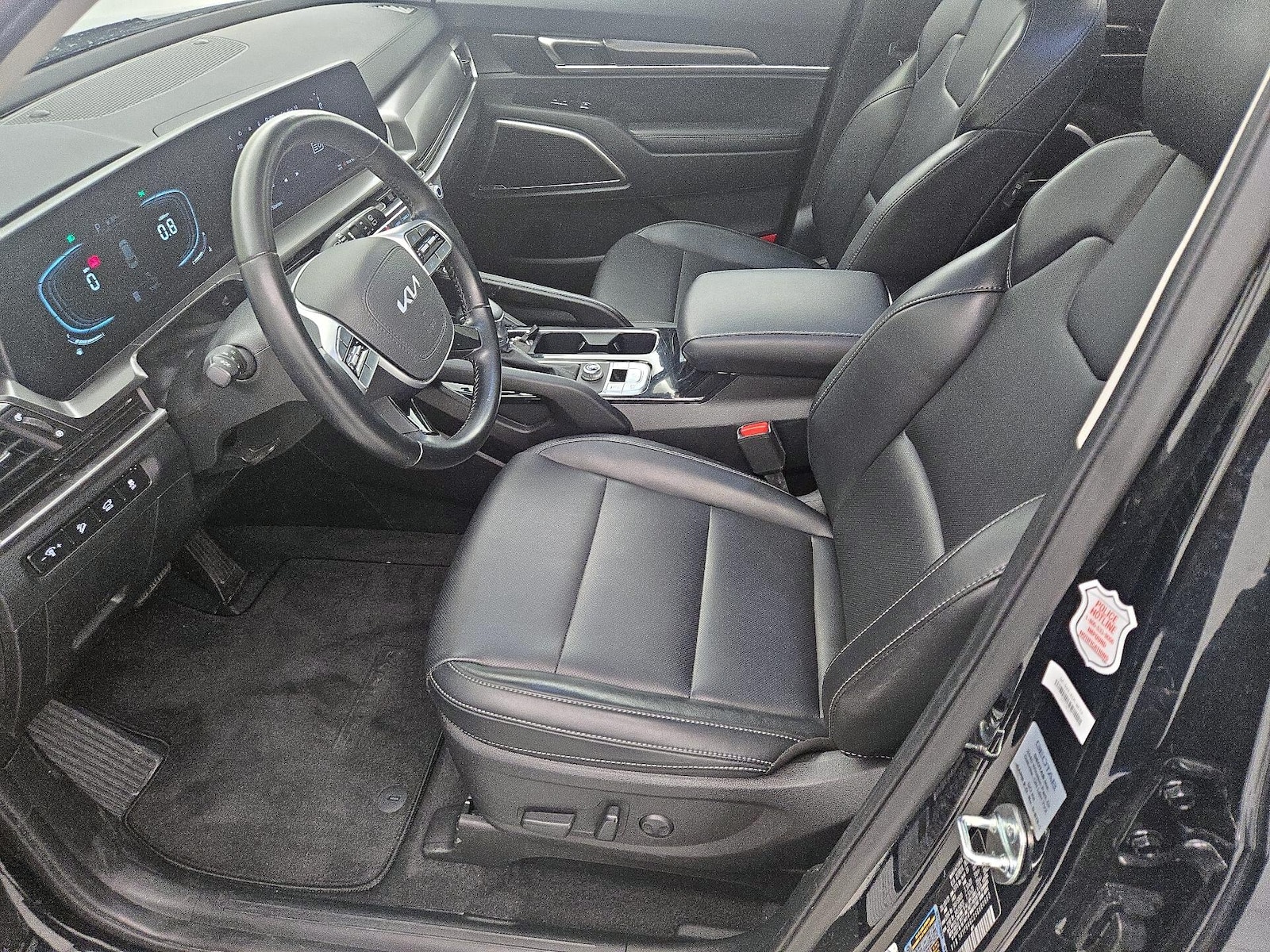 2025 Kia Telluride S - Photo 12