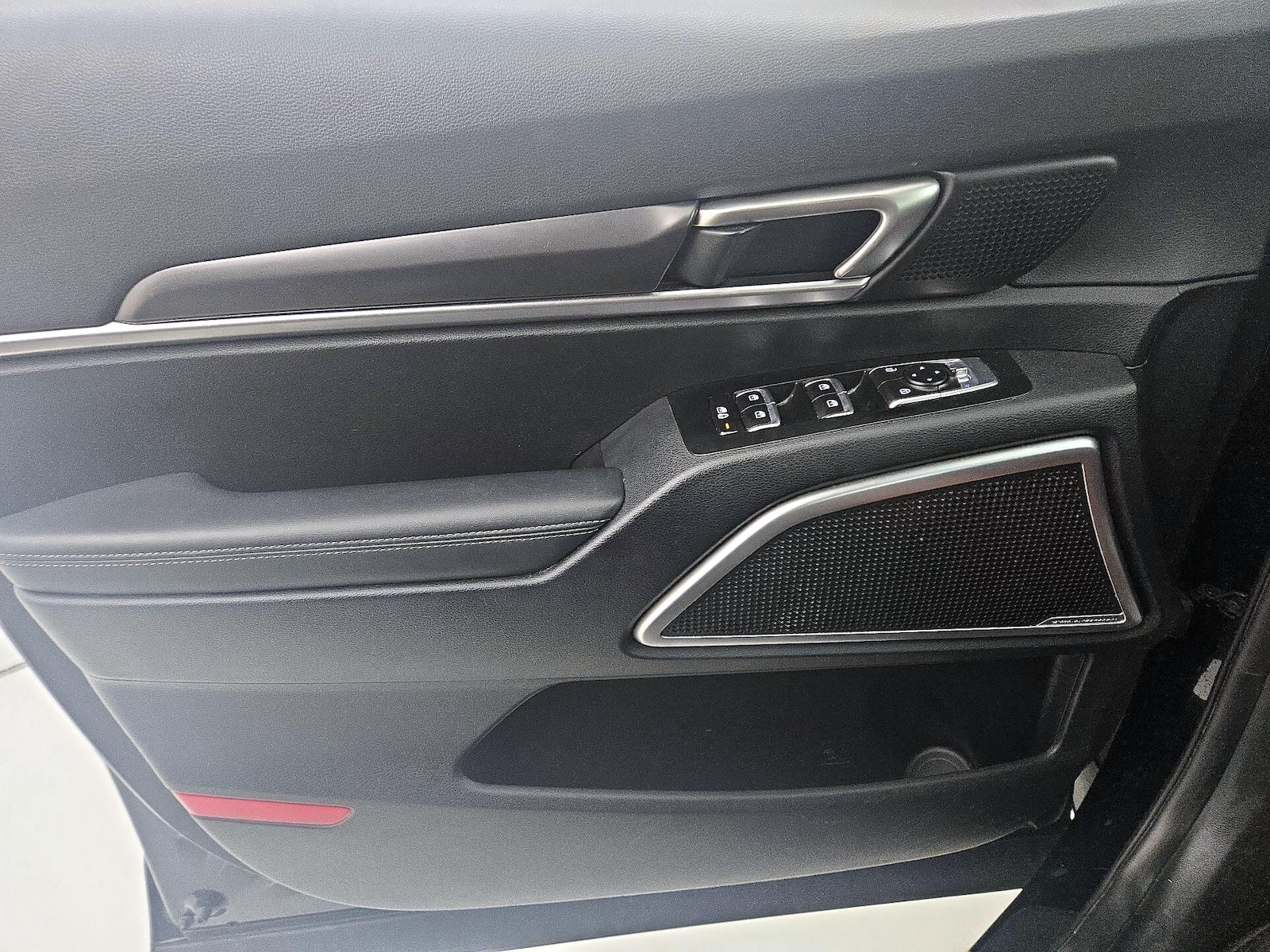 2025 Kia Telluride S - Photo 13