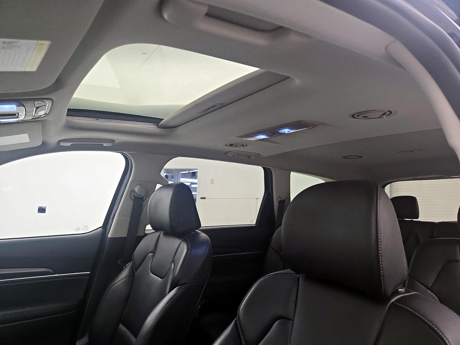 2025 Kia Telluride S - Photo 20