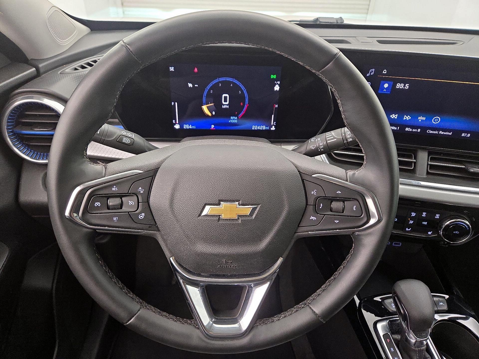 Thumbnail: 2025 Chevrolet Trax - 10