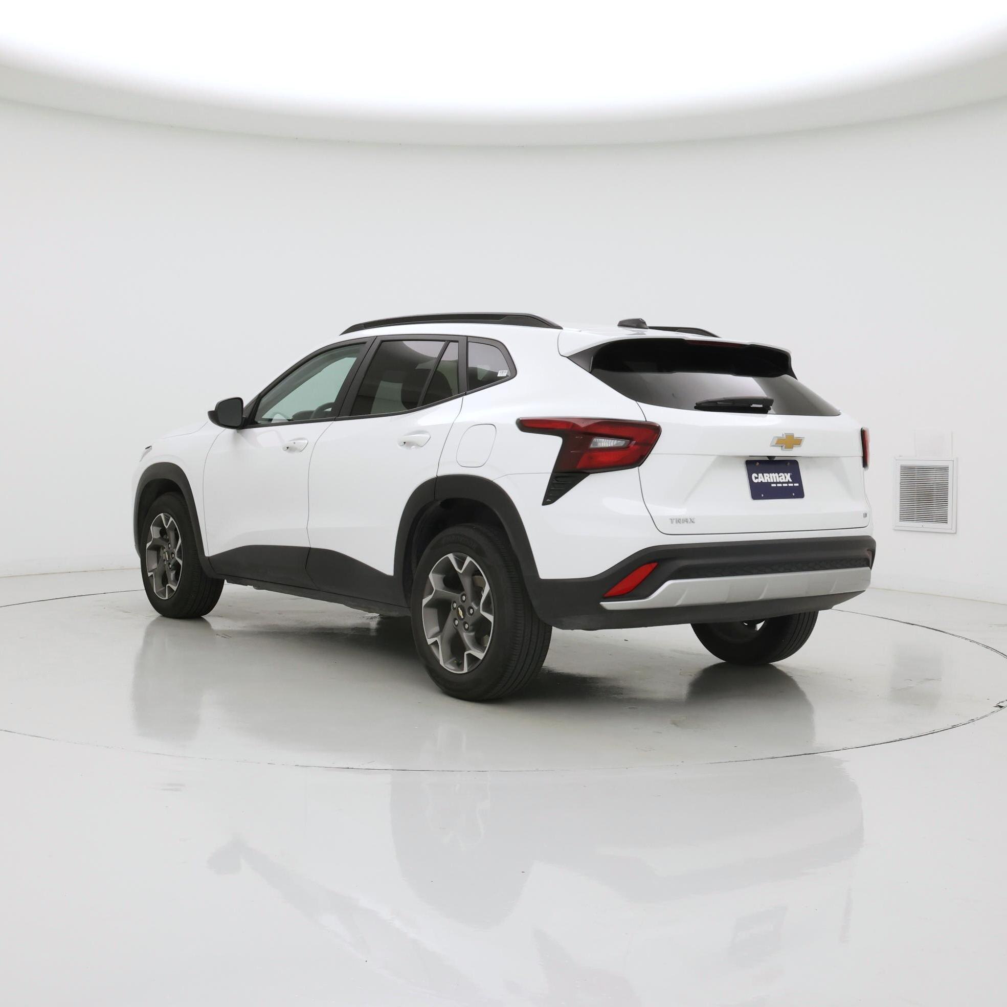 Thumbnail: 2025 Chevrolet Trax - 2