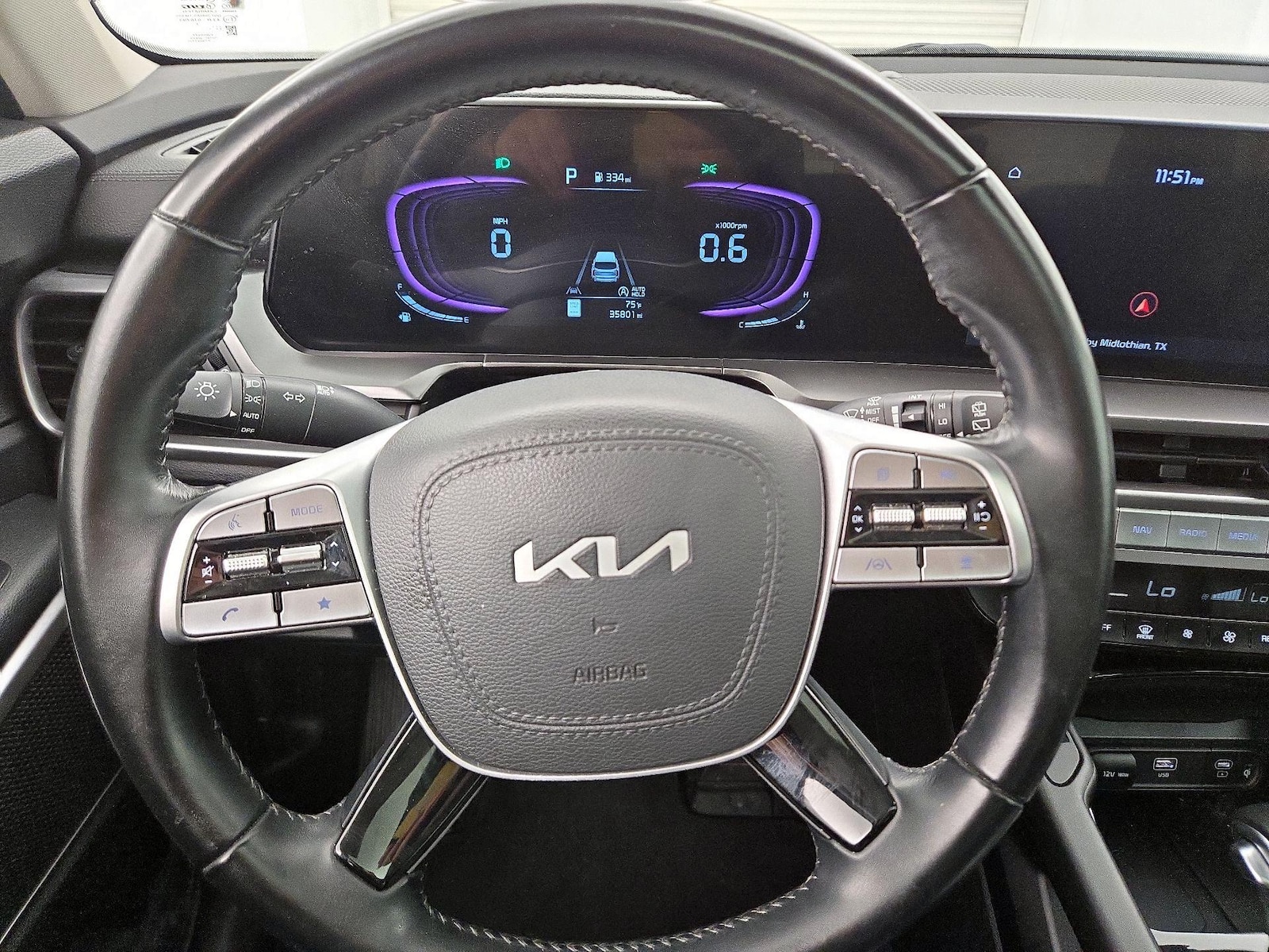 2025 Kia Telluride S - Photo 11