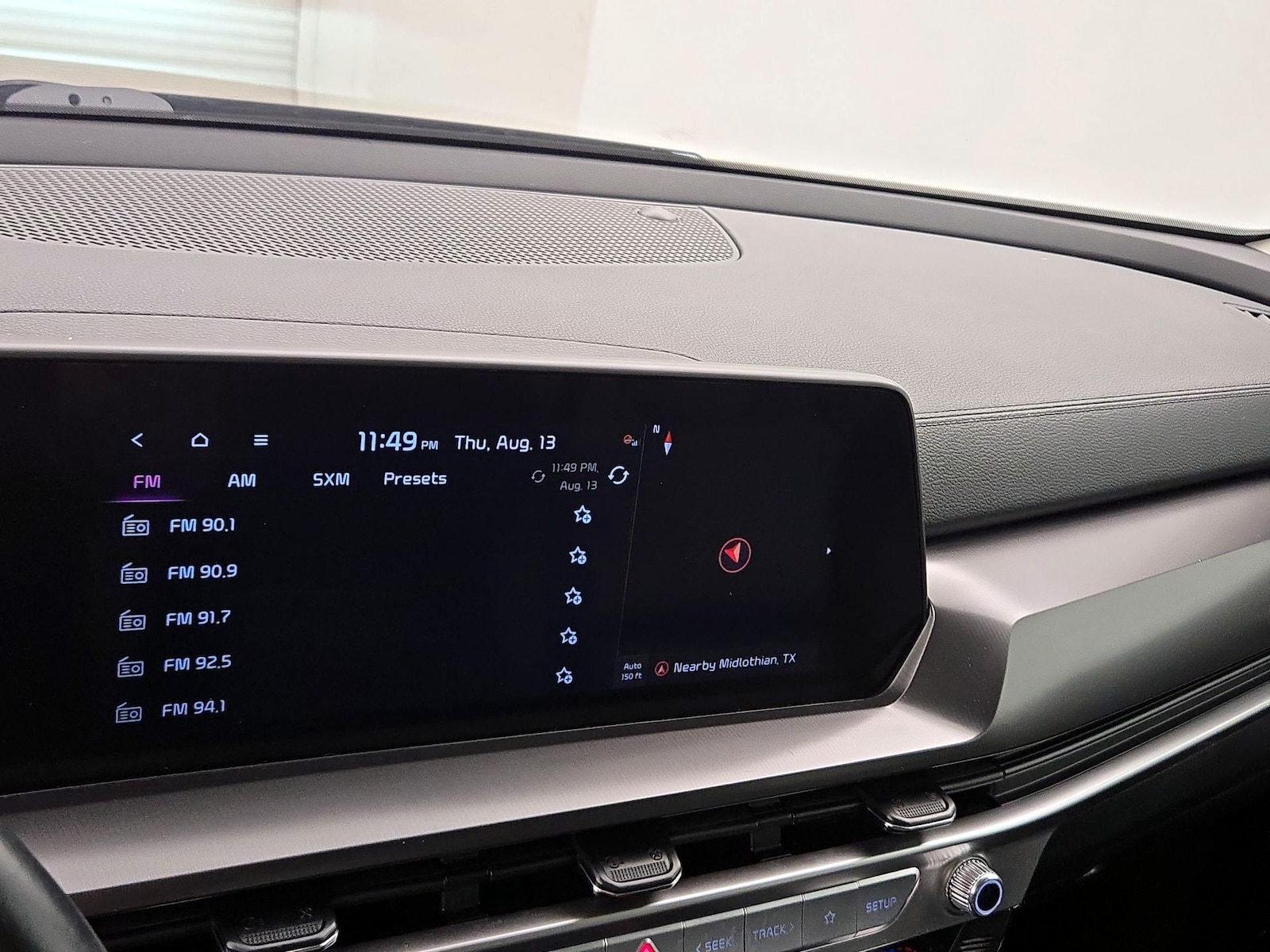 2025 Kia Telluride S - Photo 17